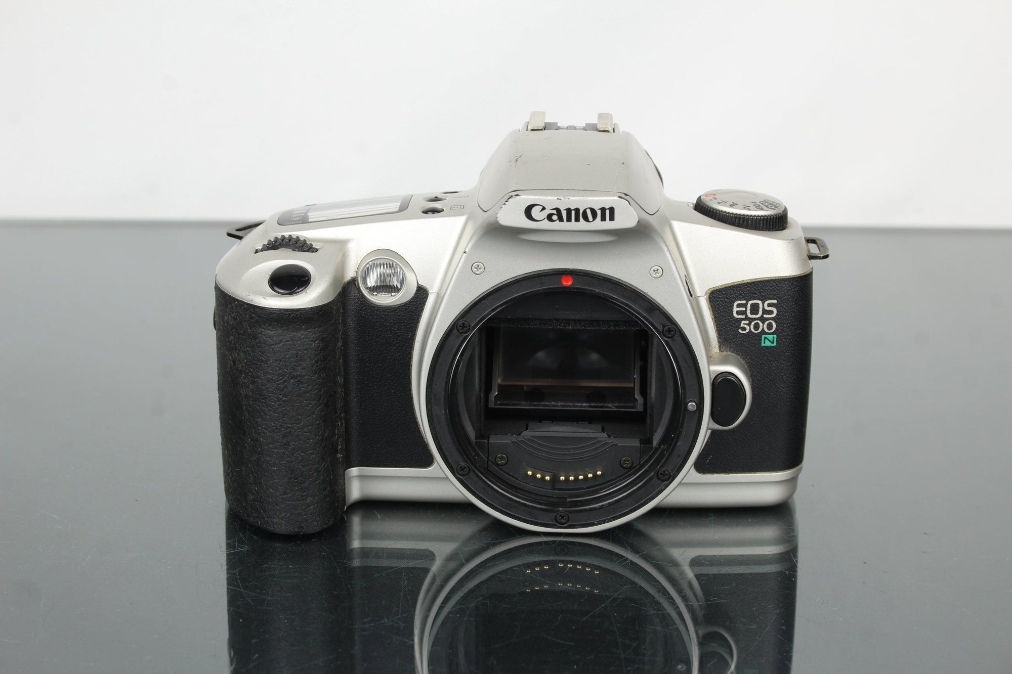 Canon EOS 500N - Dutch|Thrift