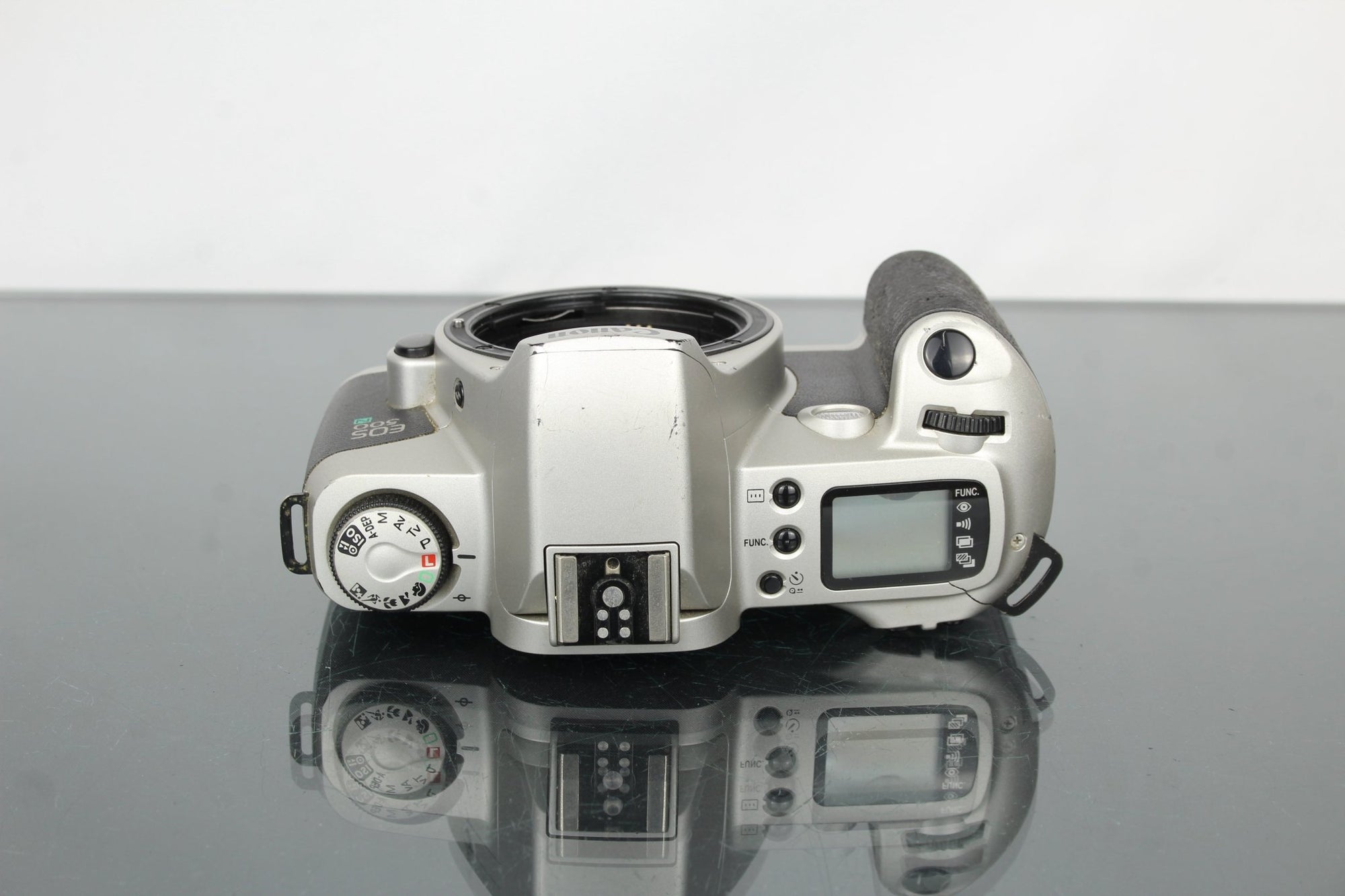 Canon EOS 500N - Dutch|Thrift