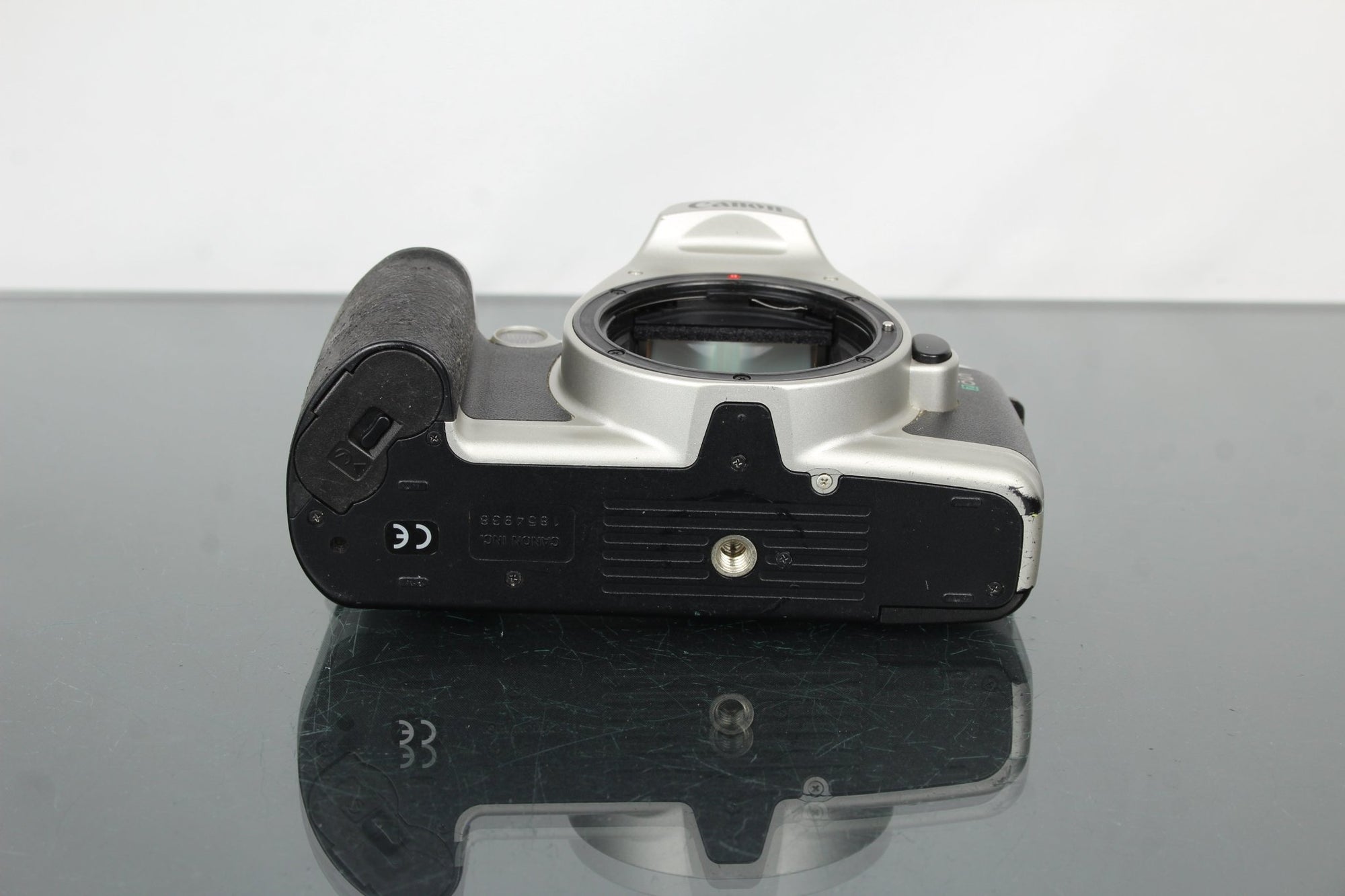 Canon EOS 500N - Dutch|Thrift