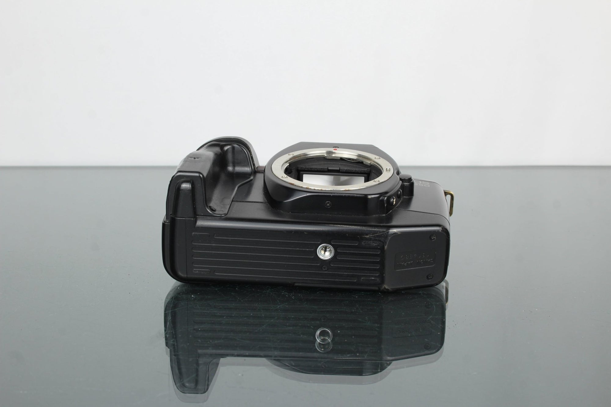 Canon EOS 650 - Dutch|Thrift