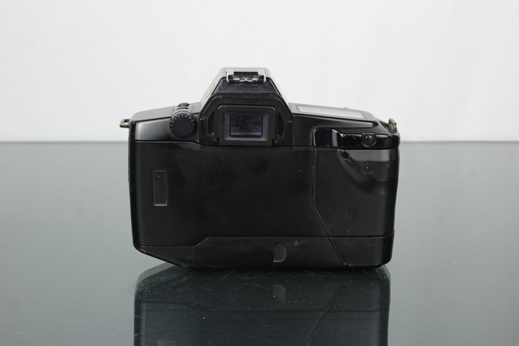 Canon EOS 650 - Dutch|Thrift