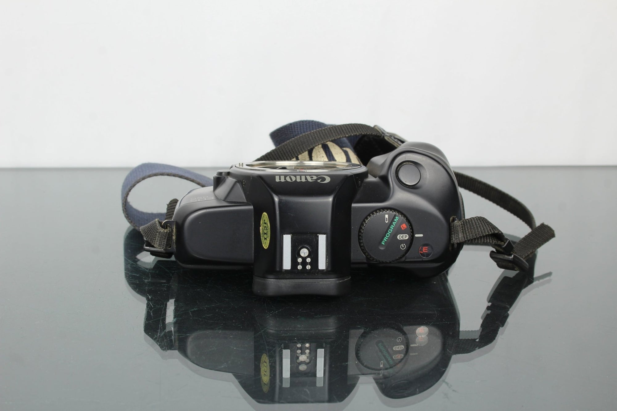 Canon EOS 850 - Dutch|Thrift