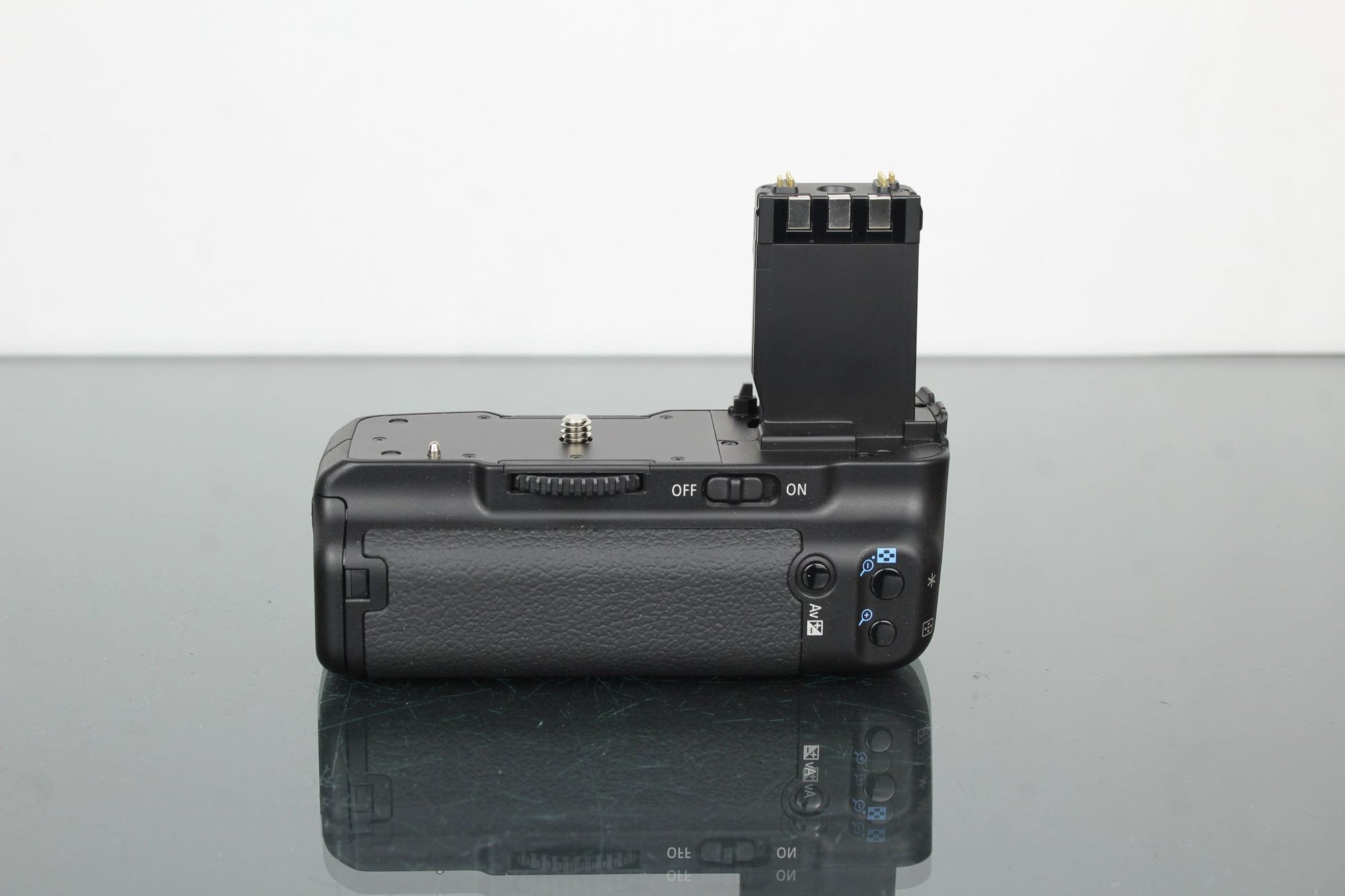 Canon EOS Digital BG - E3 - Dutch|Thrift