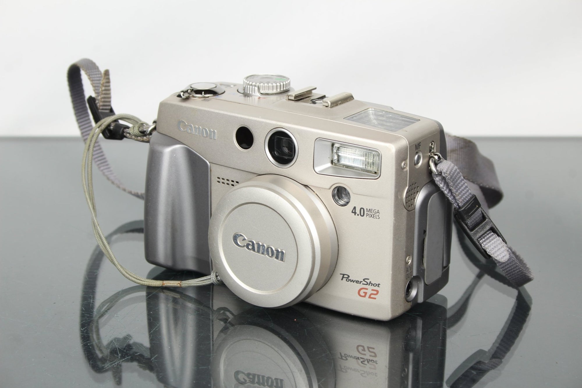 Canon PowerShot G2 - Dutch|Thrift