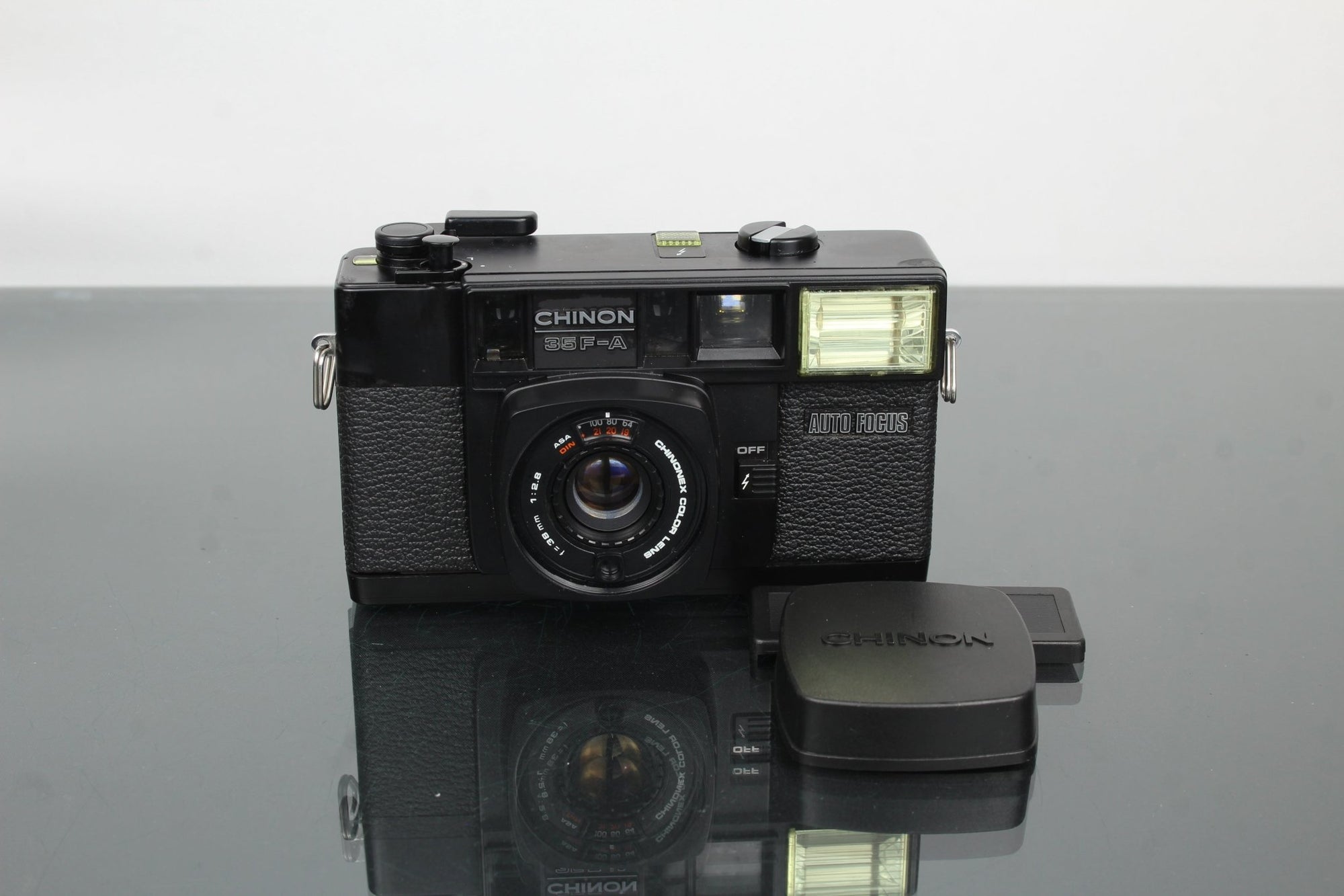 Chinon 35F - A - Dutch|Thrift