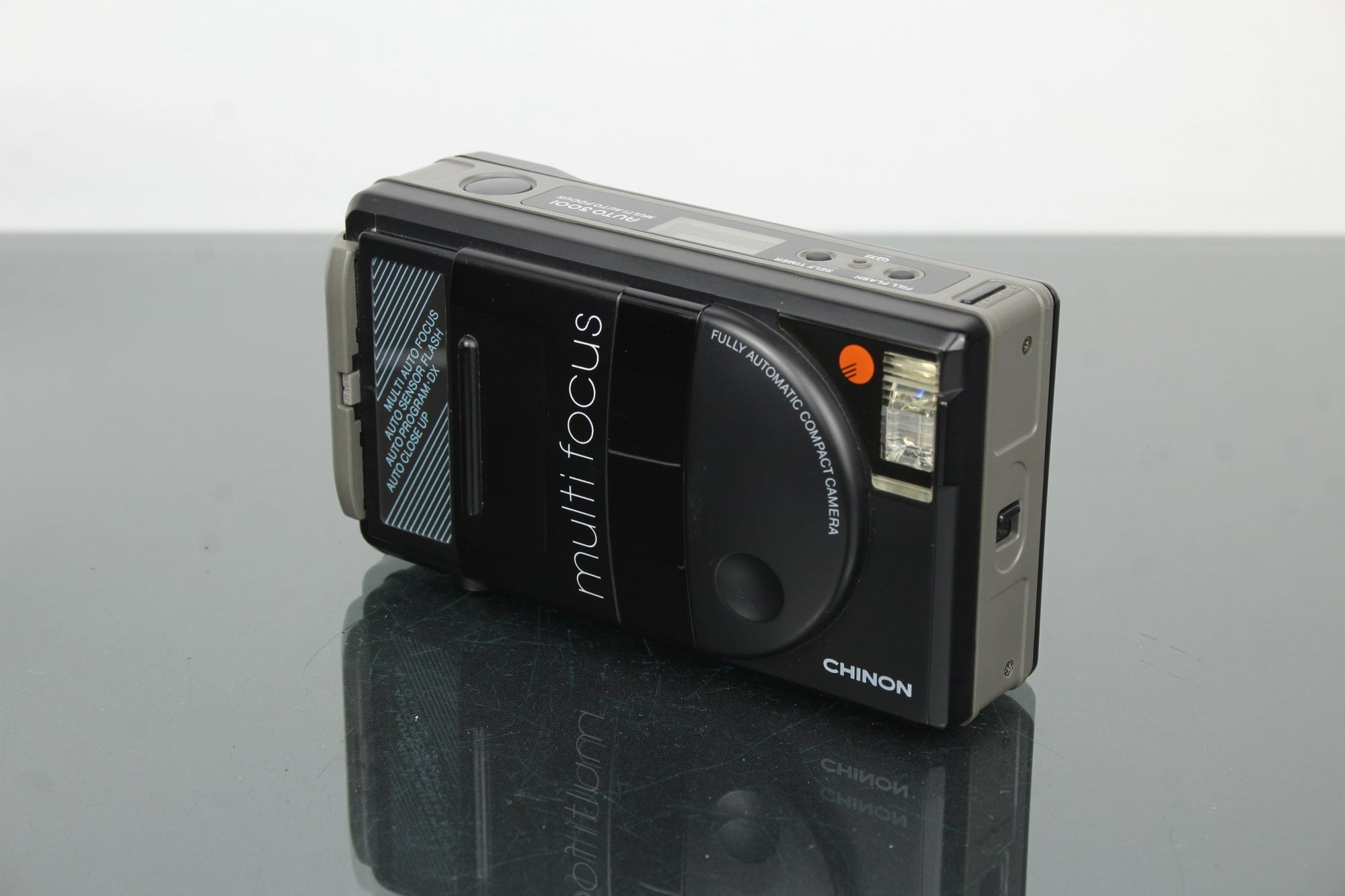 Chinon Auto 3001 - Dutch|Thrift