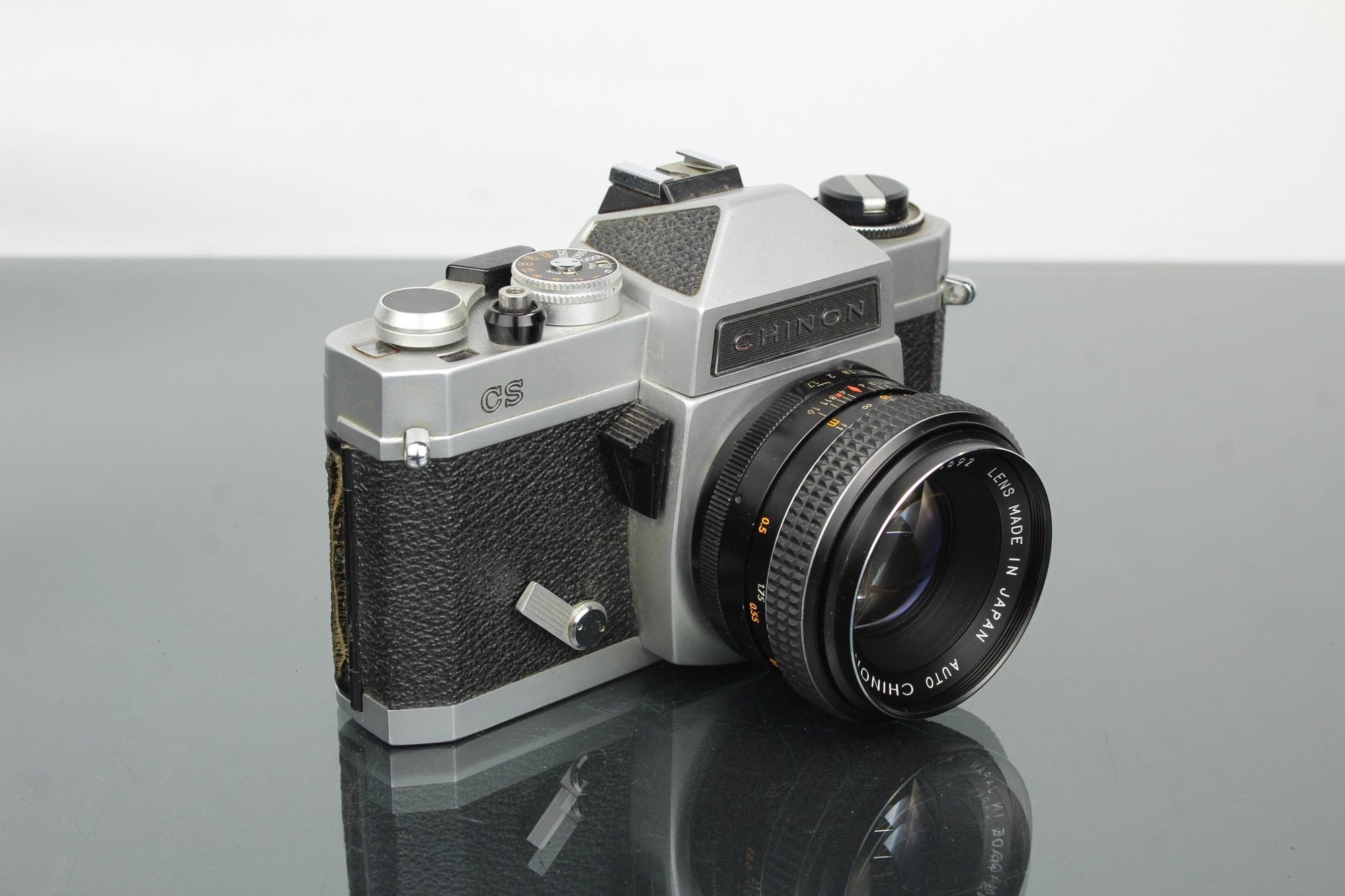 Chinon CS + 55mm 1.7 Chinon lens - Dutch|Thrift