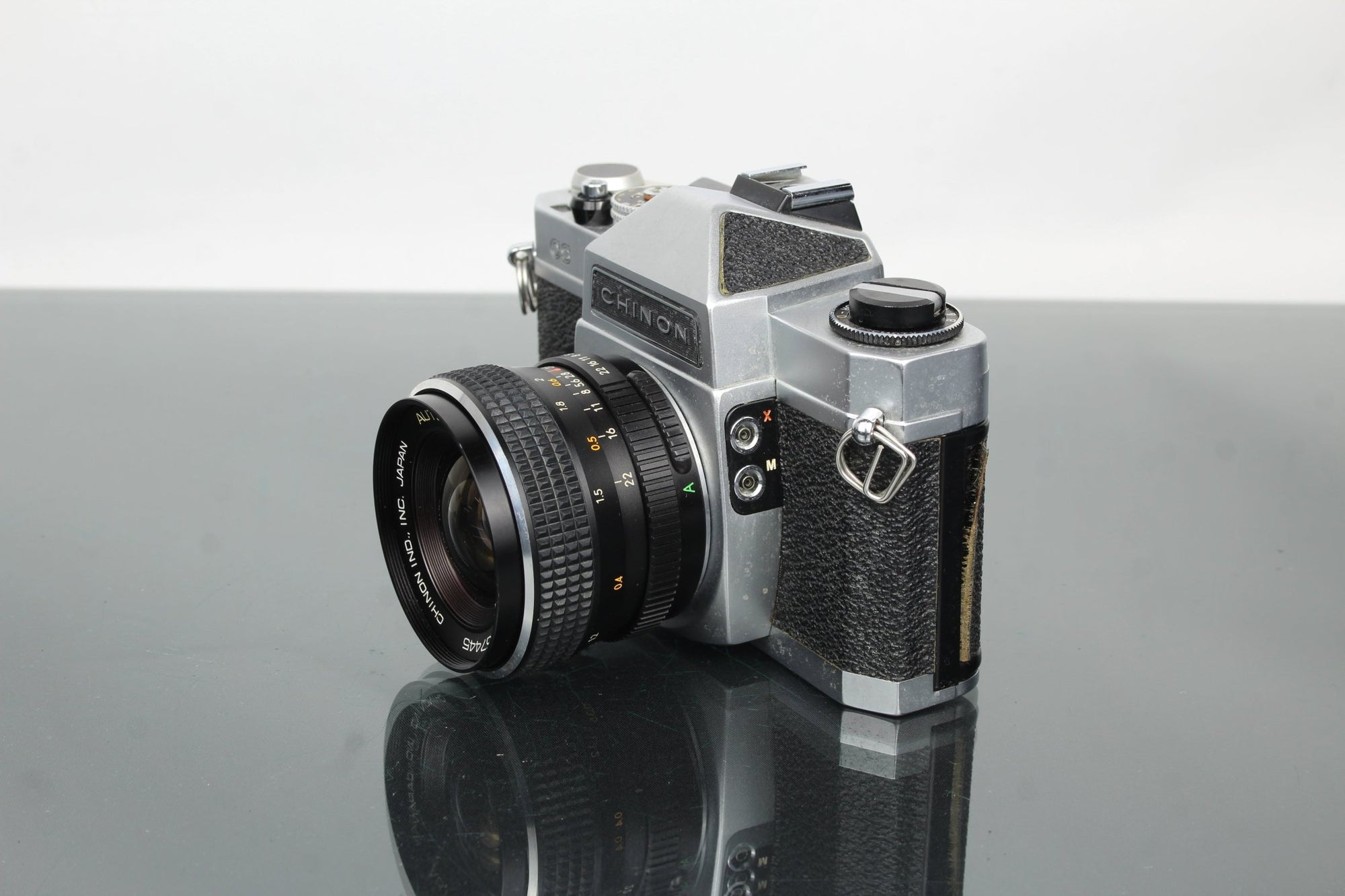 Chinon CS + Auto Chinon 28mm f/2.8 Lens - Dutch|Thrift