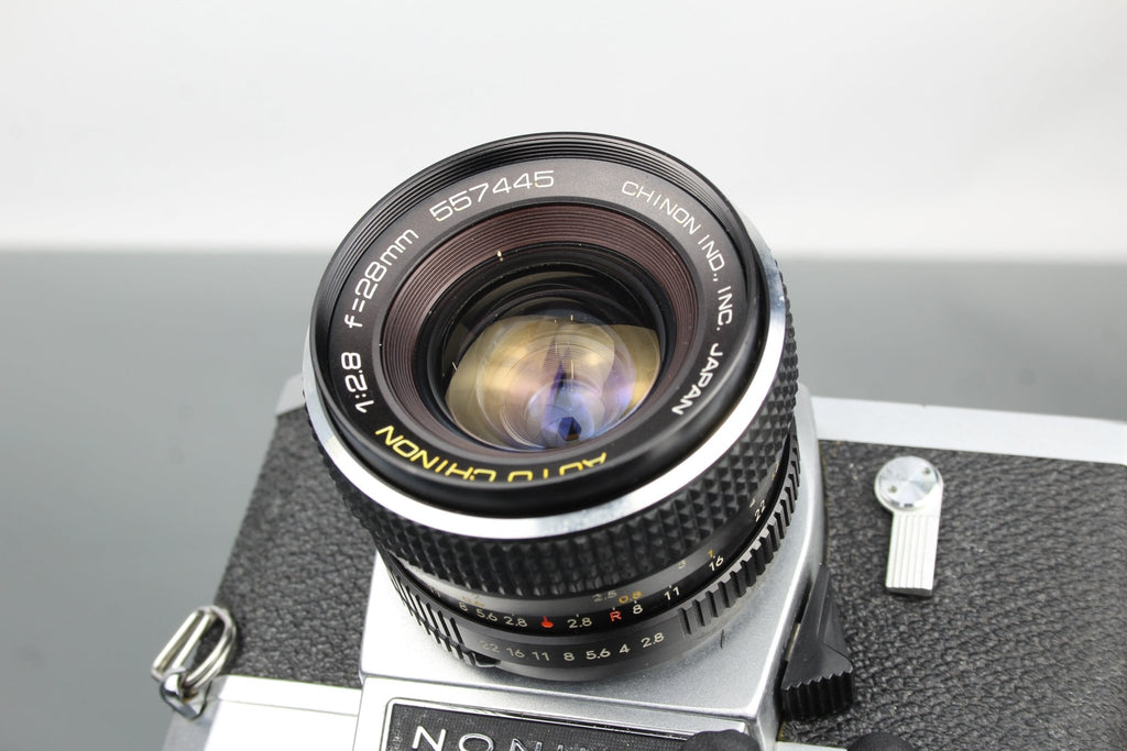 Chinon CS + Auto Chinon 28mm f/2.8 Lens - Dutch|Thrift