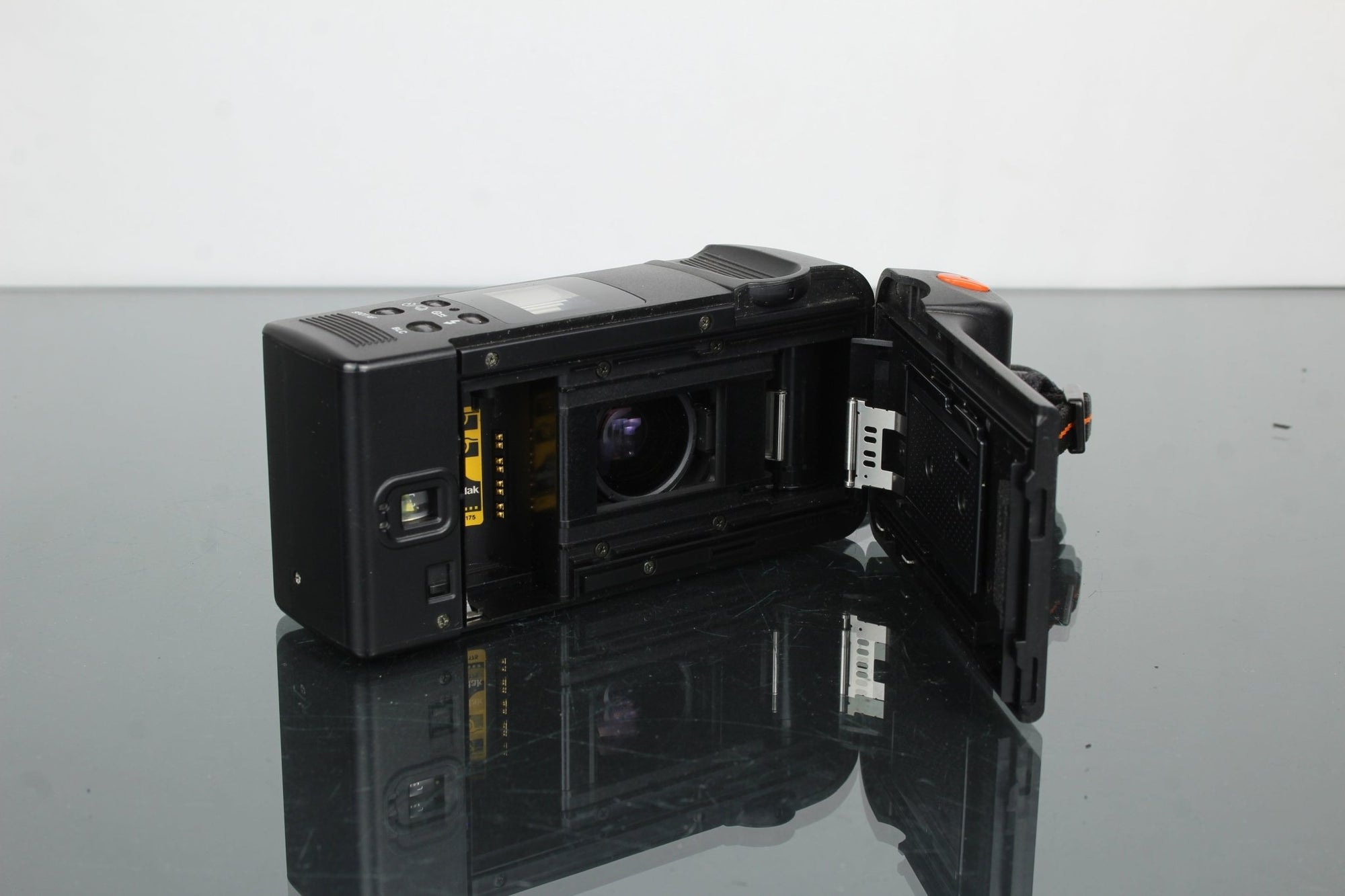 Chinon Handyzoom 5001 - Dutch|Thrift