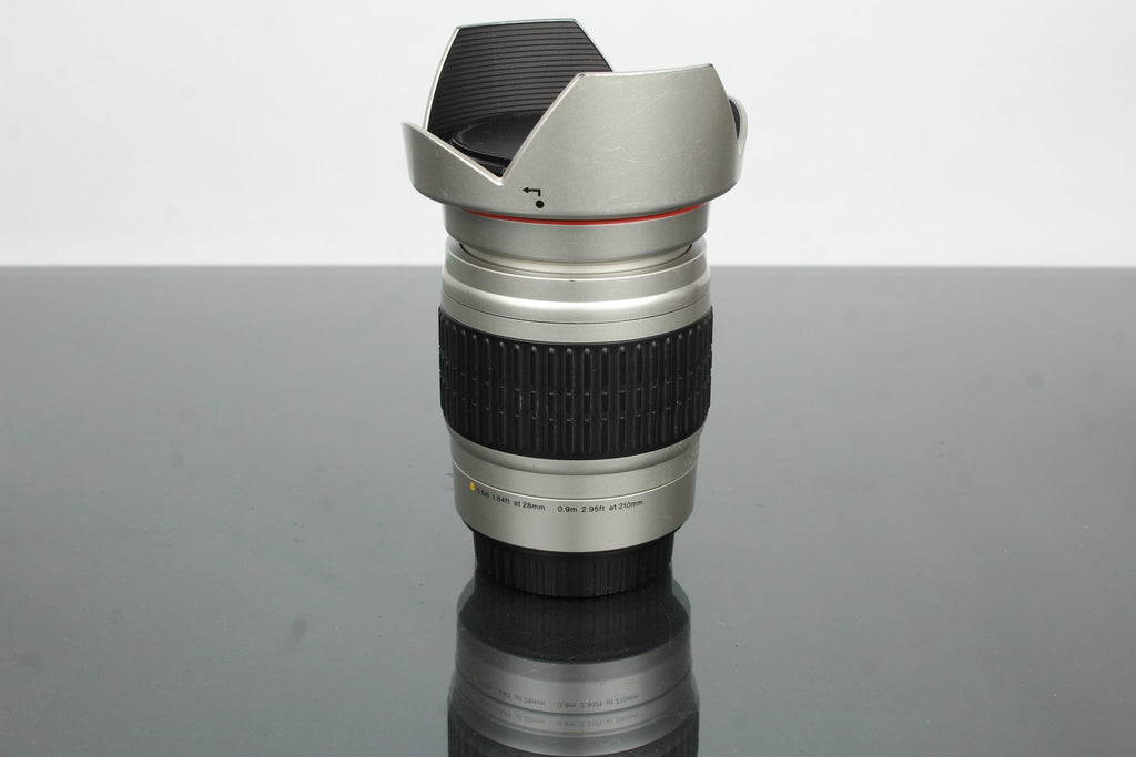 Cosina 28 - 210mm MC 1:4.2 - 6.5 Canon EF Mount - Dutch|Thrift