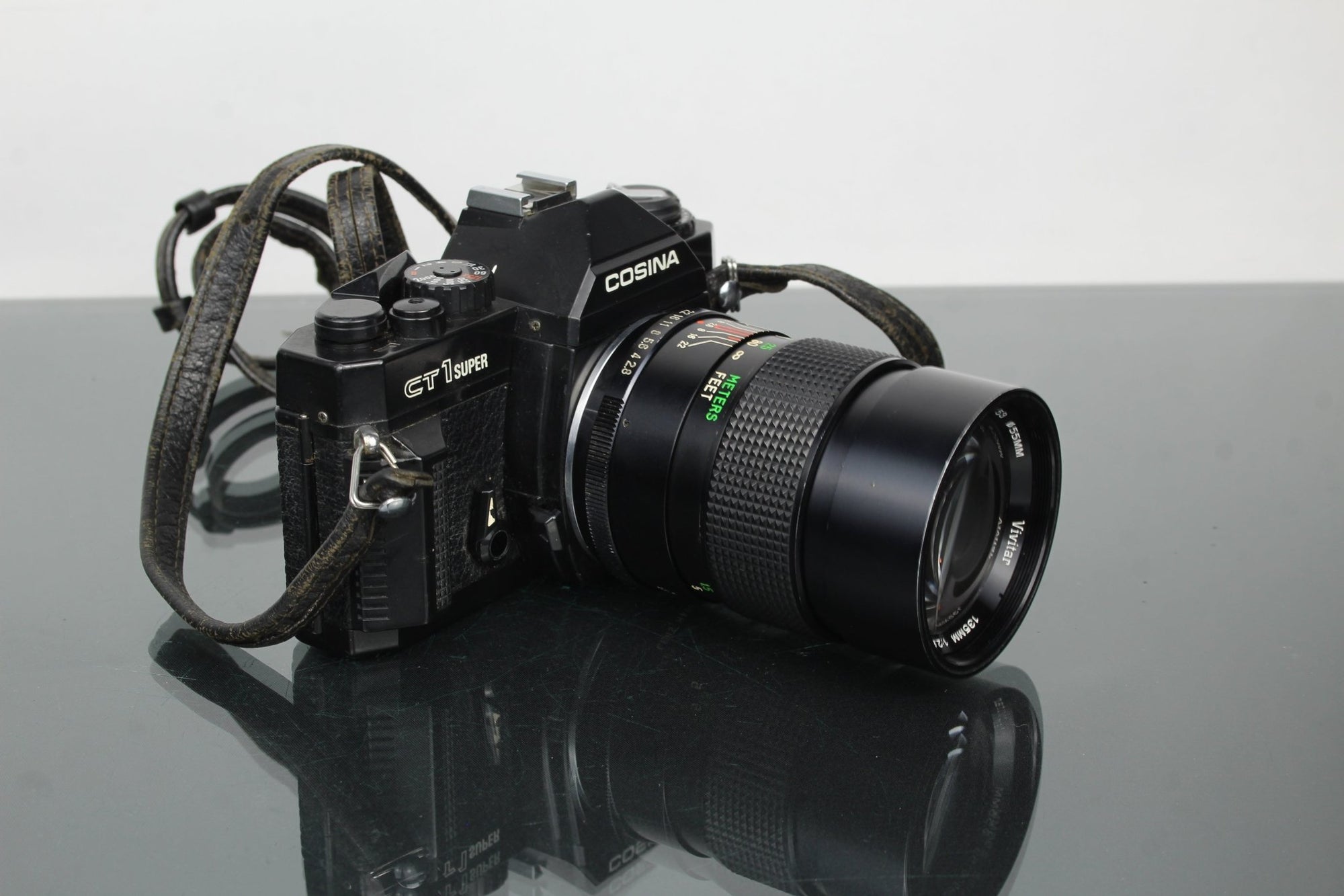 Cosina CT1 Super + 135mm 1:2.8 Vivitar lens - Dutch|Thrift