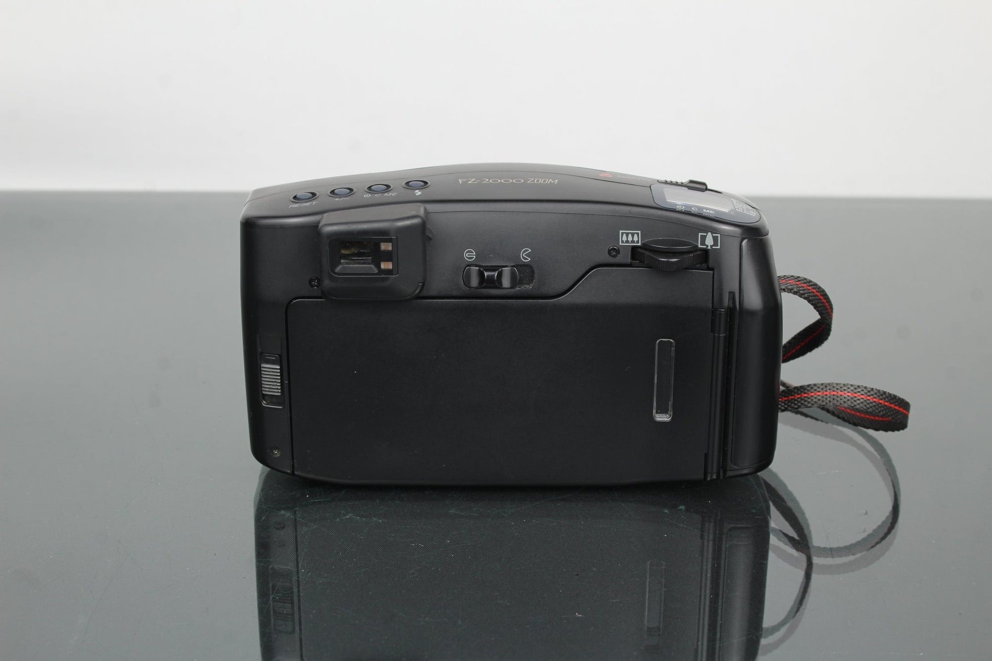 Fuji FZ - 2000 Zoom - Dutch|Thrift