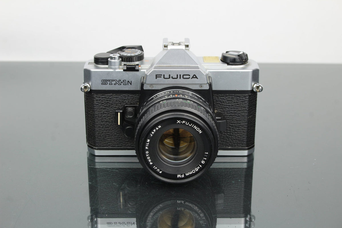 Fujica STX - 1 N + X - Fujinon 50mm 1.9 FM lens - Dutch|Thrift