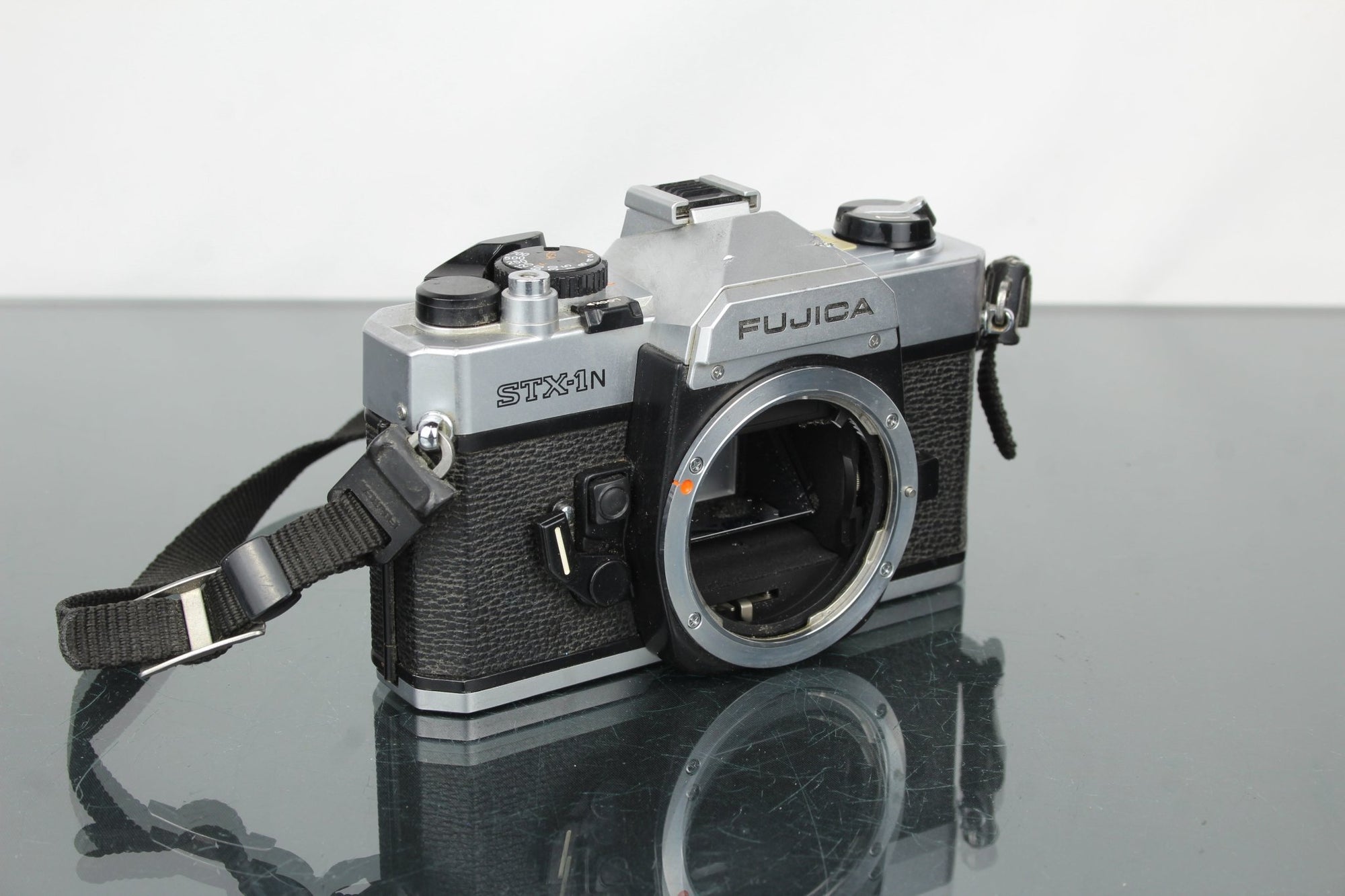Fujica STX - 1N - Dutch|Thrift