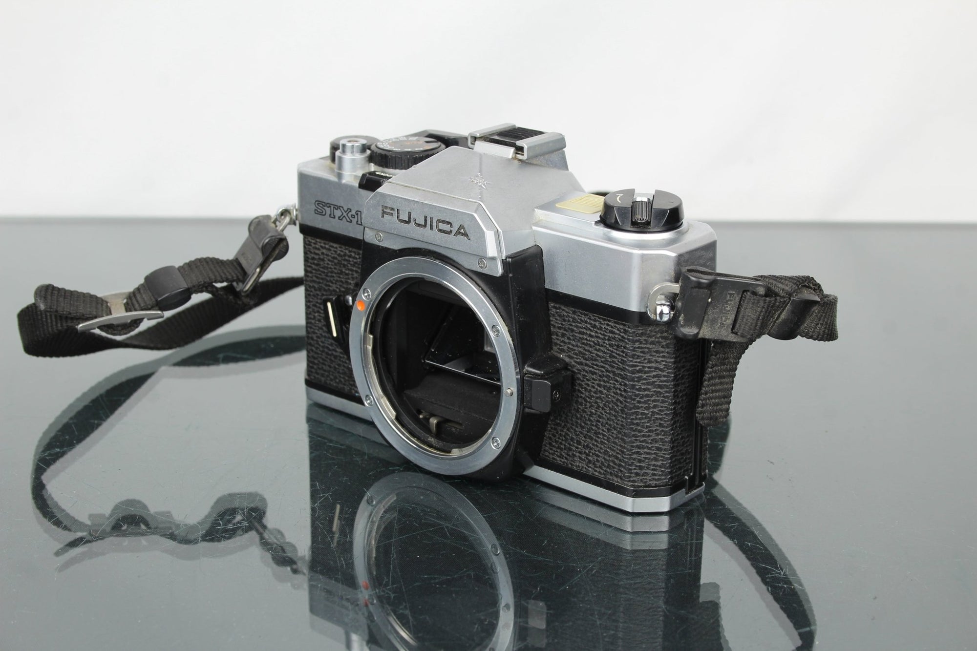 Fujica STX - 1N - Dutch|Thrift