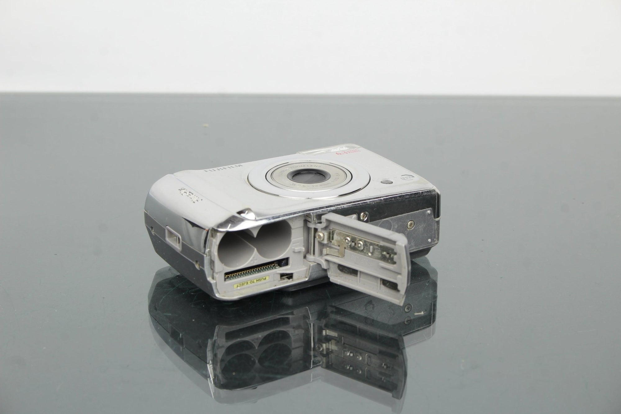 Fujifilm FinePix A610 - Dutch|Thrift