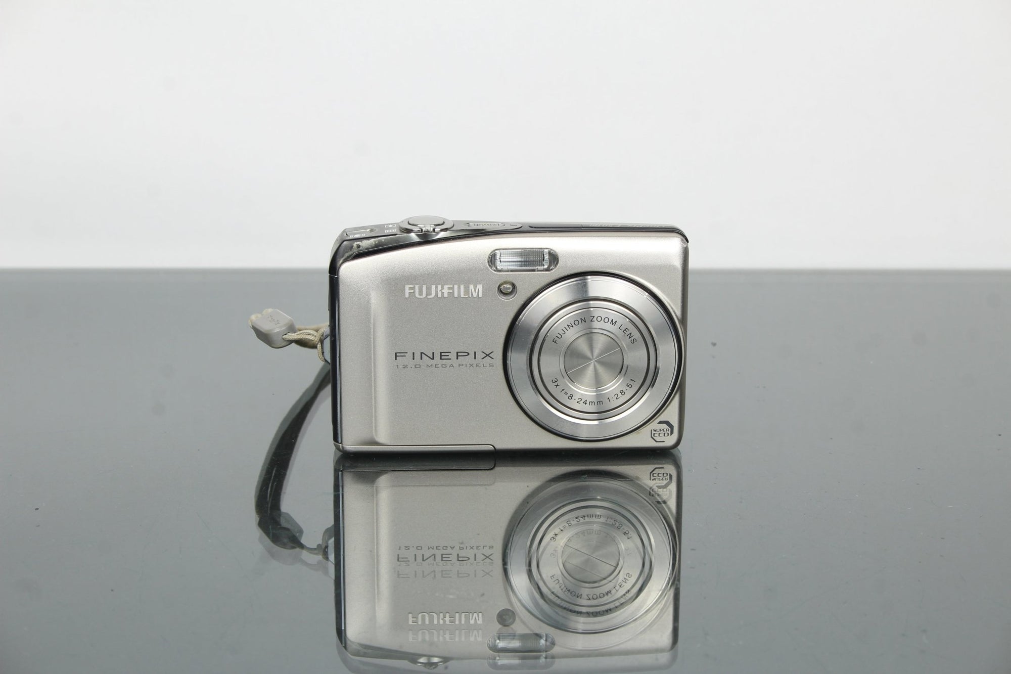 Fujifilm Finepix F50fd - Dutch|Thrift