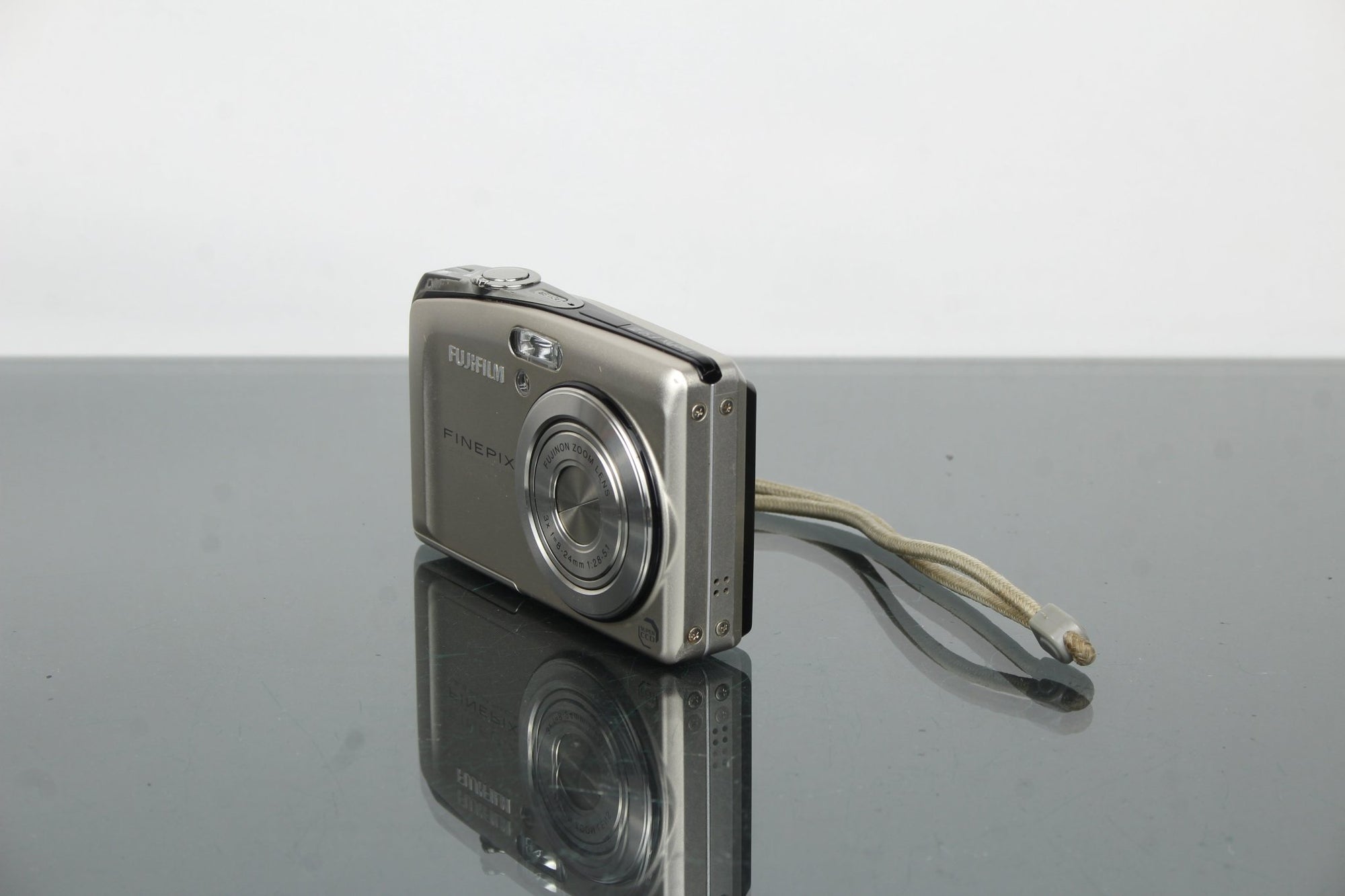 Fujifilm Finepix F50fd - Dutch|Thrift