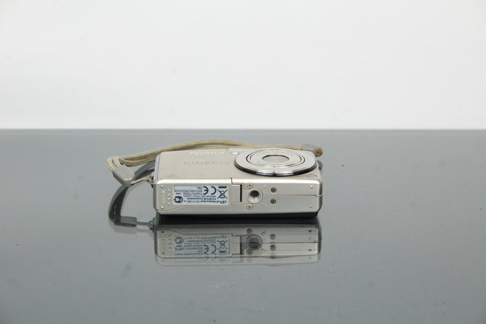 Fujifilm Finepix F50fd - Dutch|Thrift