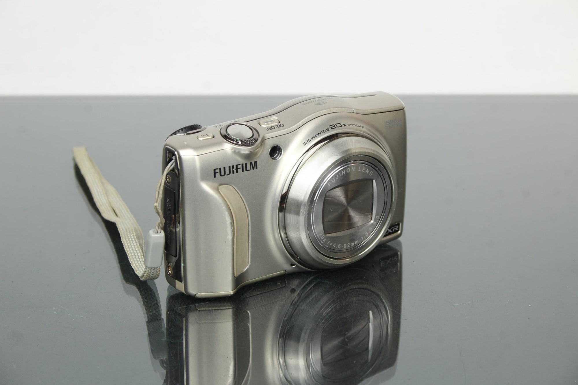 Fujifilm FinePix F800EXR - Dutch|Thrift
