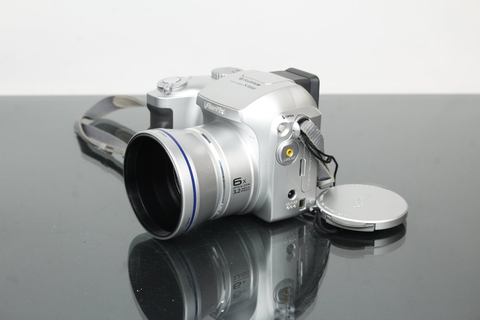 Fujifilm Finepix S3000 - Dutch|Thrift