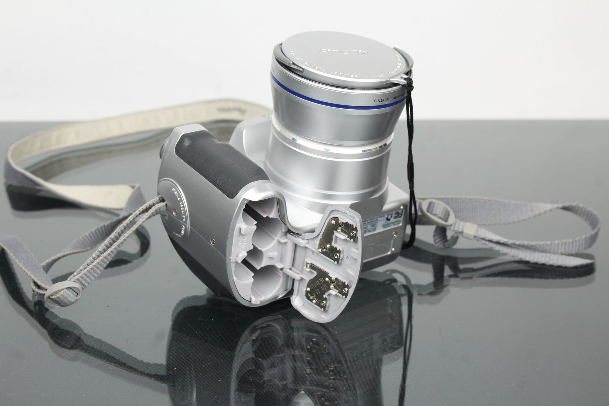 Fujifilm Finepix S3000 - Dutch|Thrift