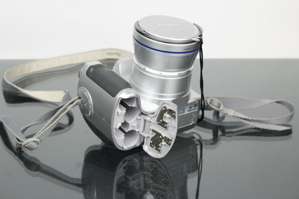 Fujifilm Finepix S3000 - Dutch|Thrift