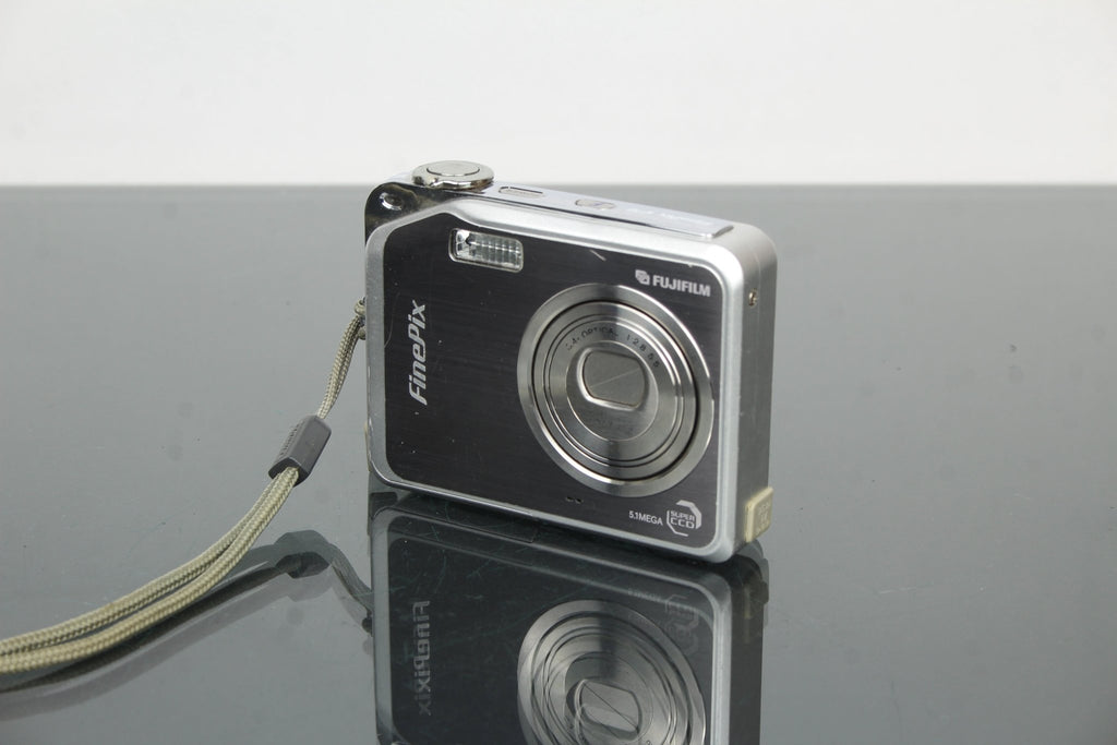 Fujifilm Finepix V10 - Dutch|Thrift