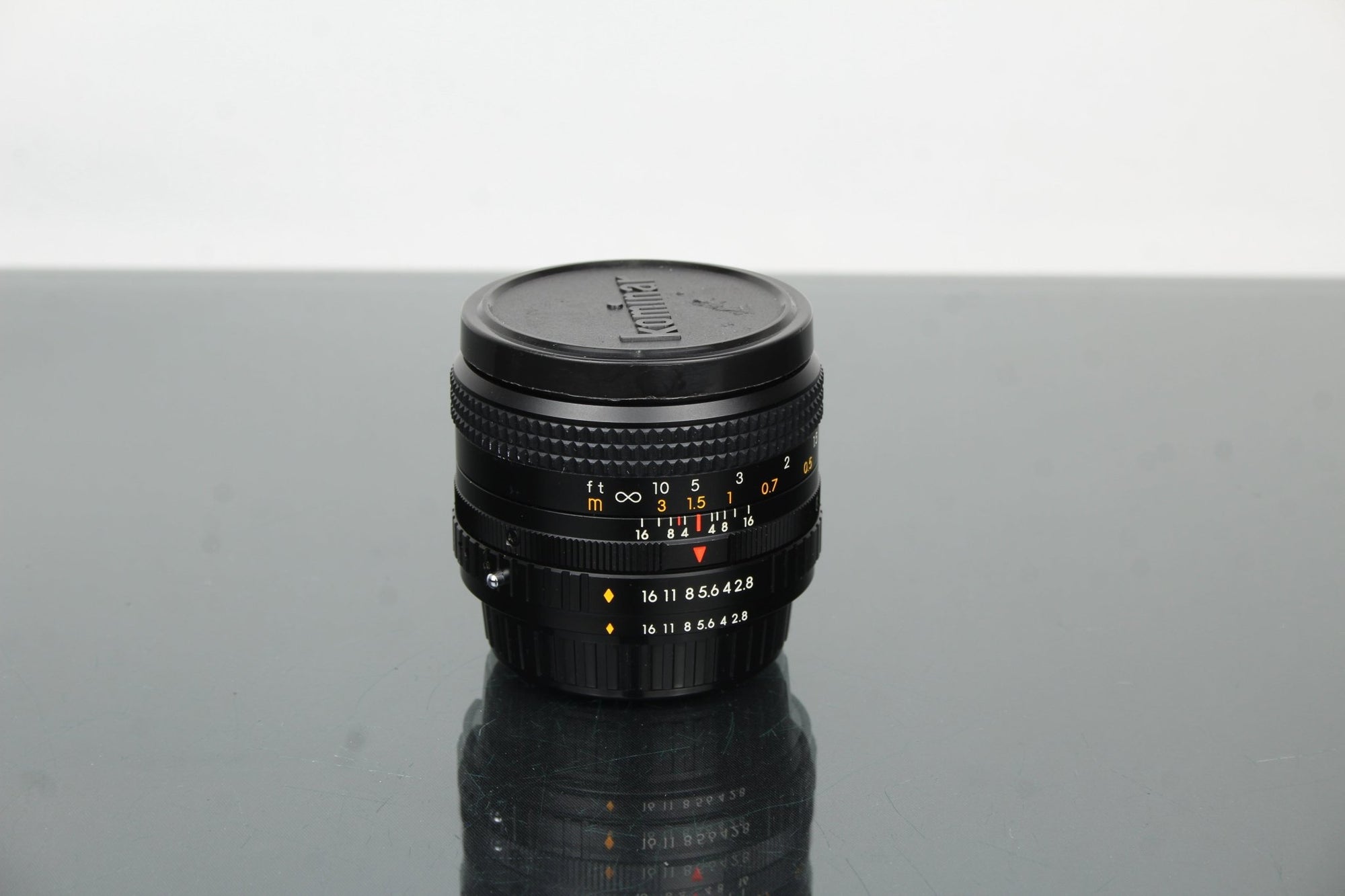 Kominar W 1:2.8 28mm Fujica Mount - Dutch|Thrift