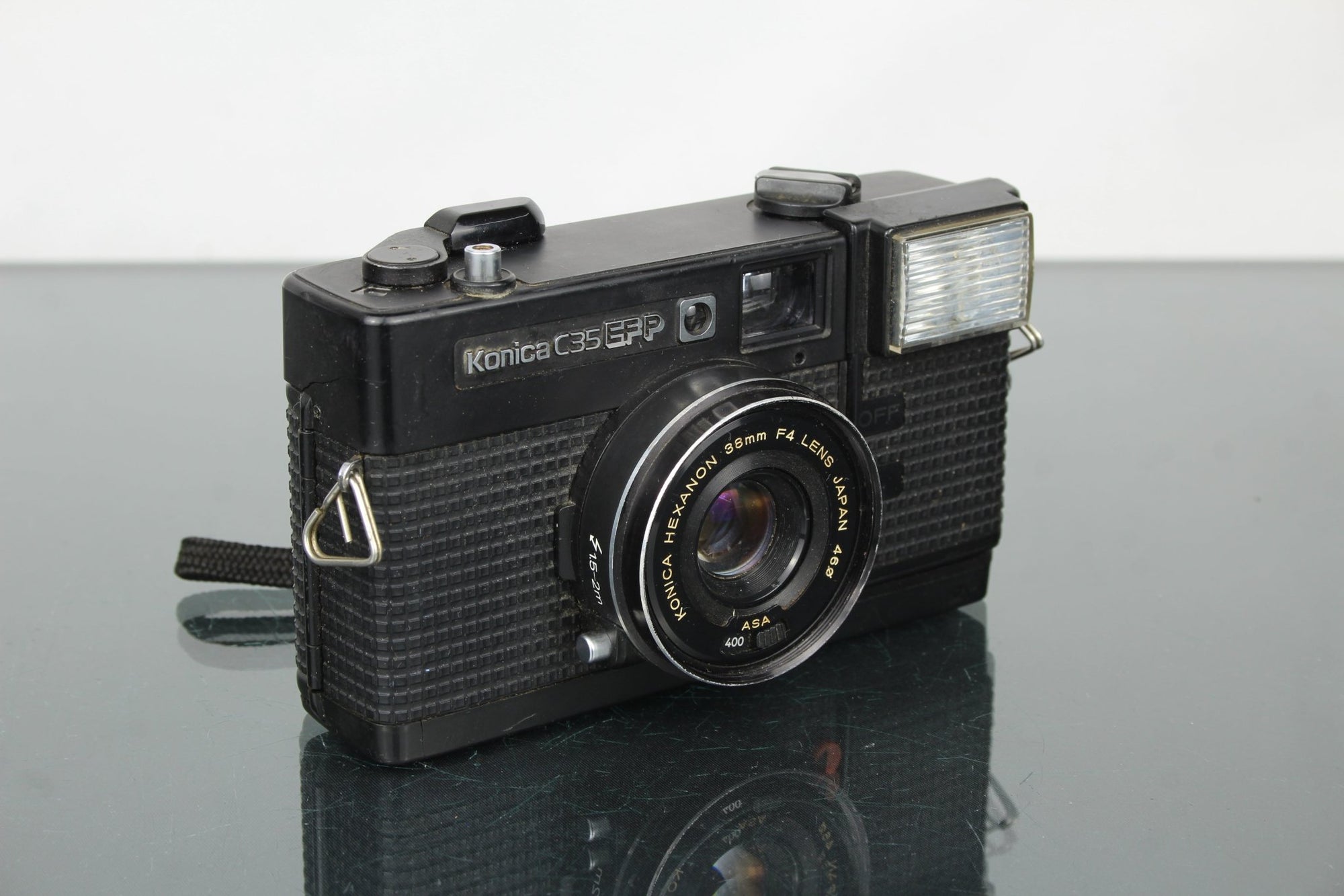 Konica C35 EF P - Dutch|Thrift