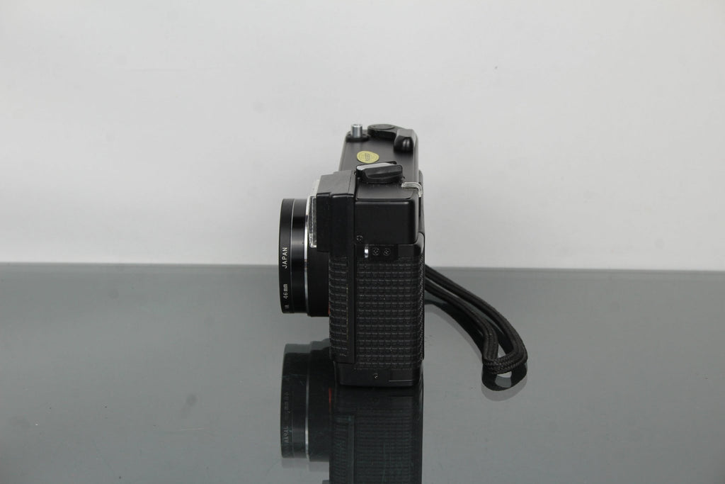 Konica C35 EFP - Dutch|Thrift