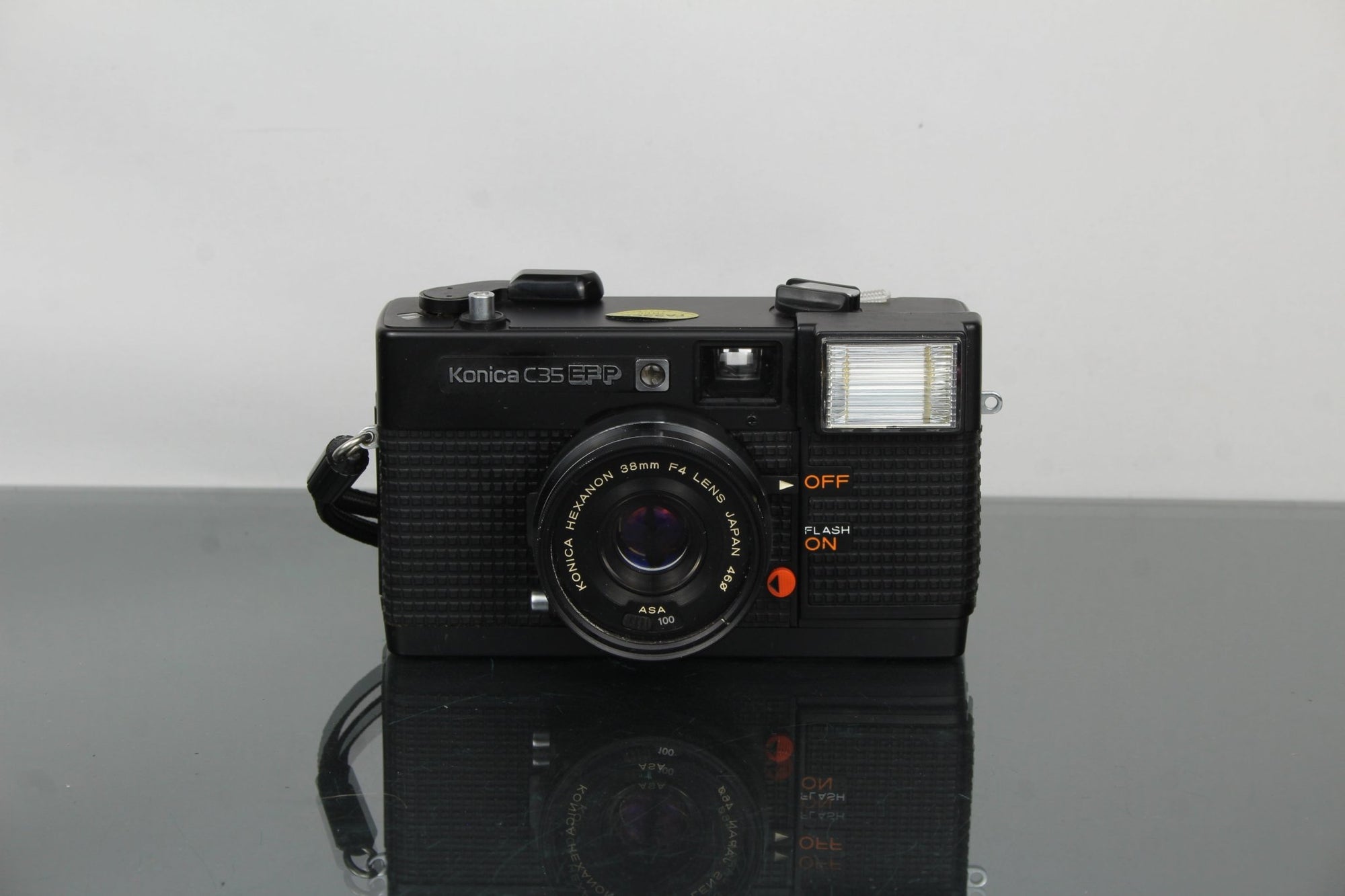 Konica C35 EFP - Dutch|Thrift