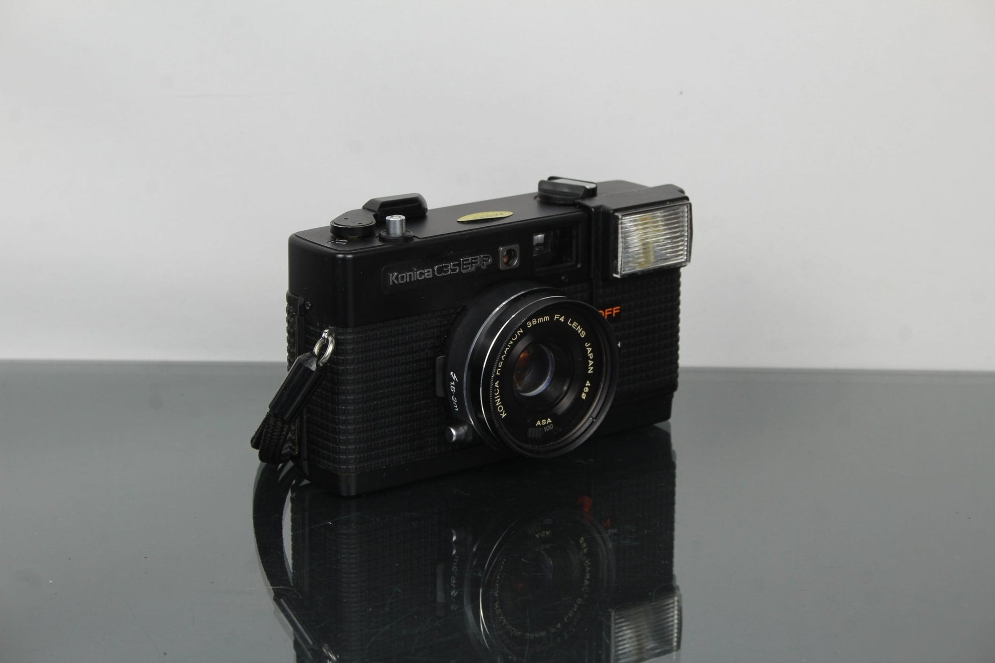 Konica C35 EFP - Dutch|Thrift