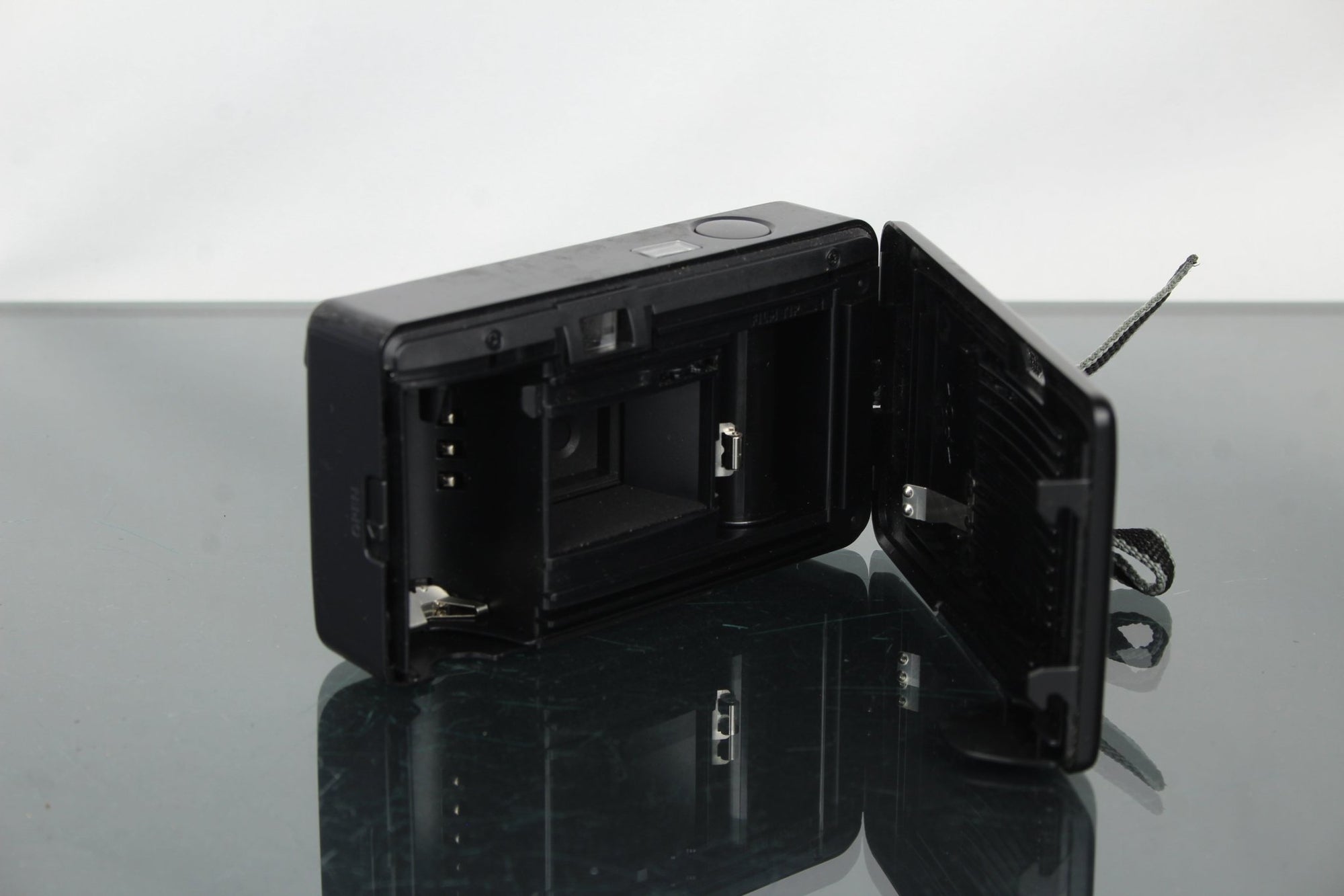 Konica EU - mini - Dutch|Thrift