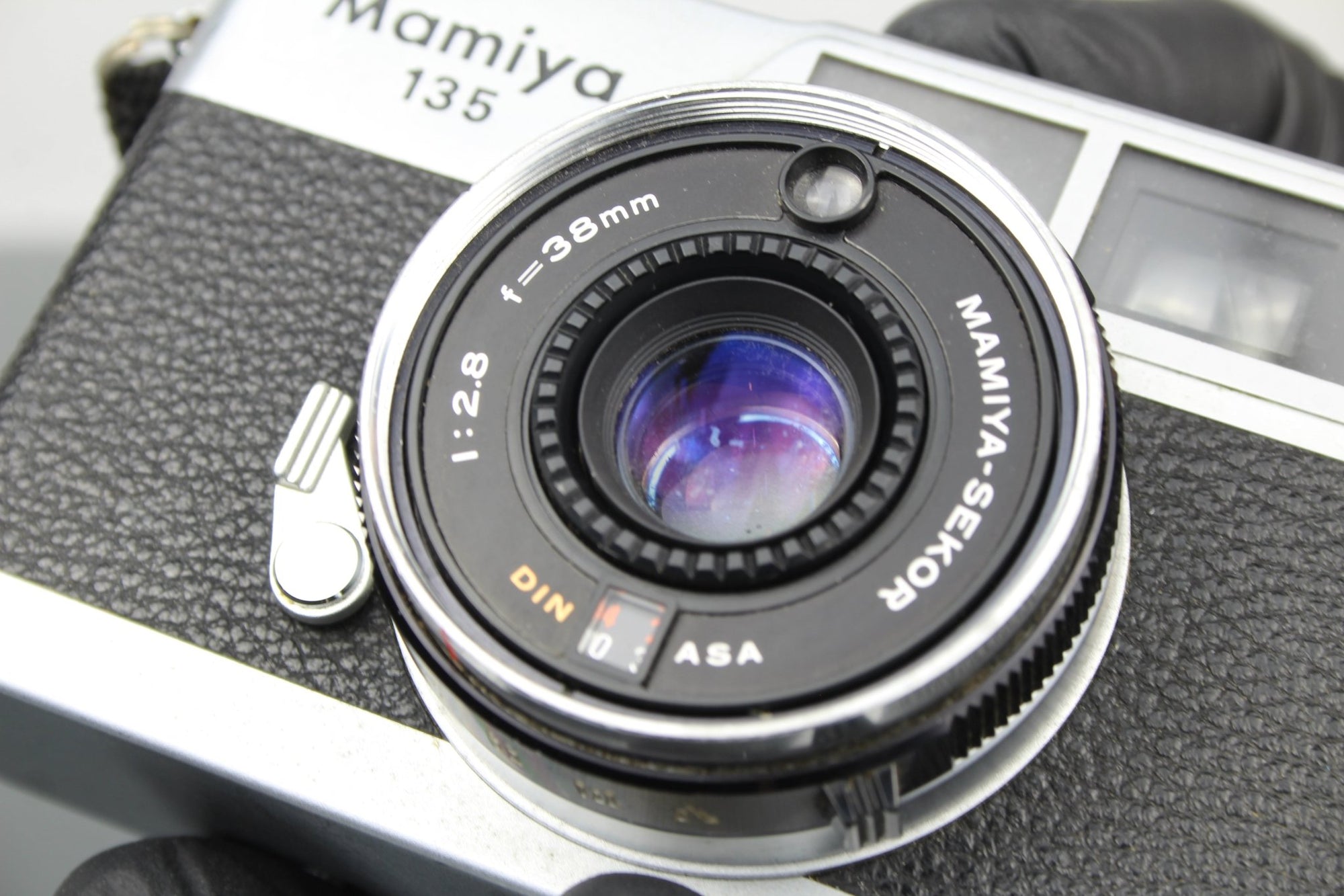 Mamiya 135 - Dutch|Thrift