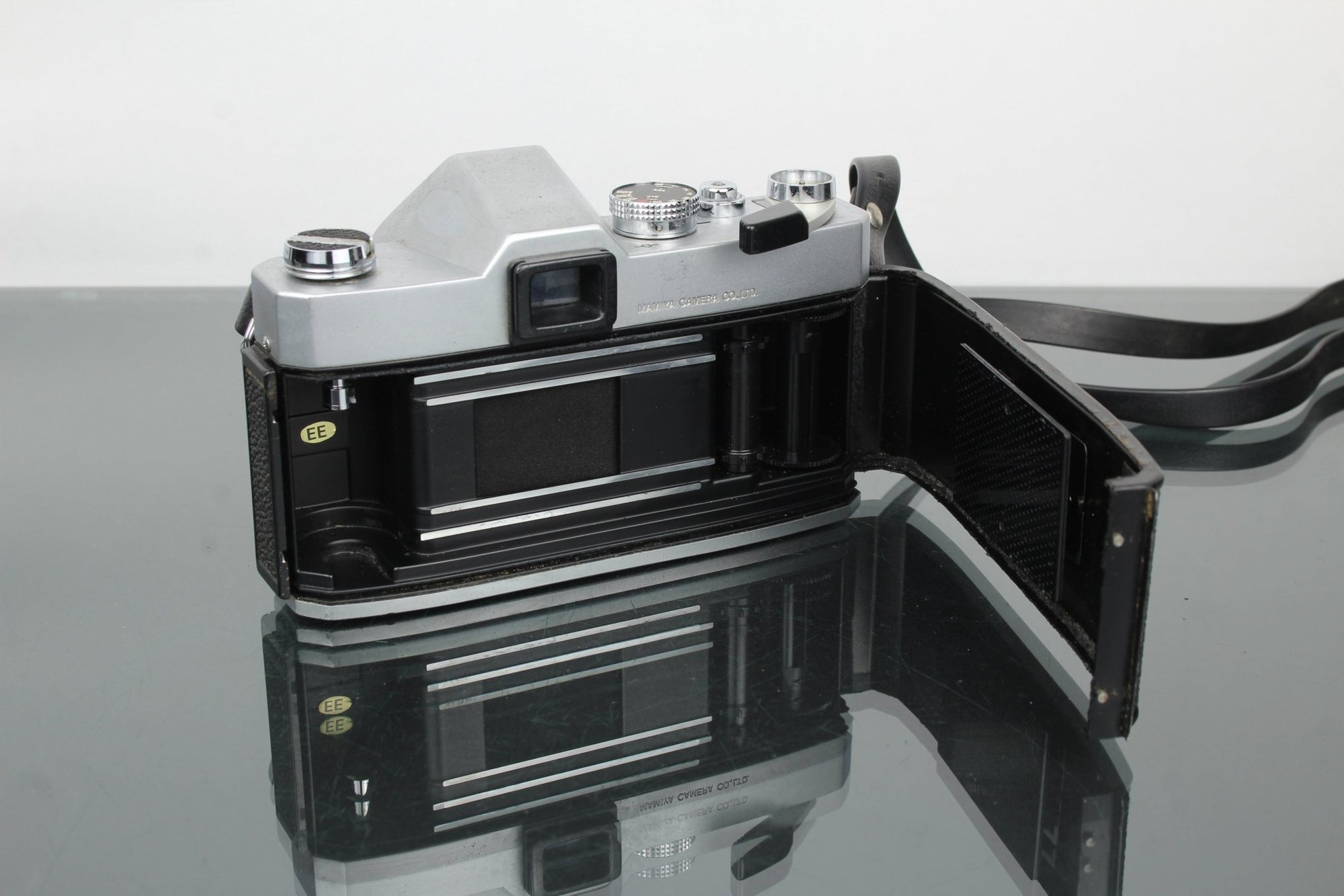 Mamiya MSX 500 + Mamiya SX 1:2 f=50mm - Dutch|Thrift