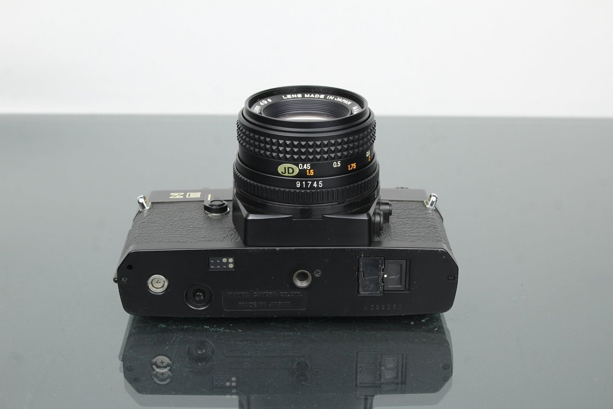 Mamiya ZE + 50mm 1.7 Mamiya lens - Dutch|Thrift