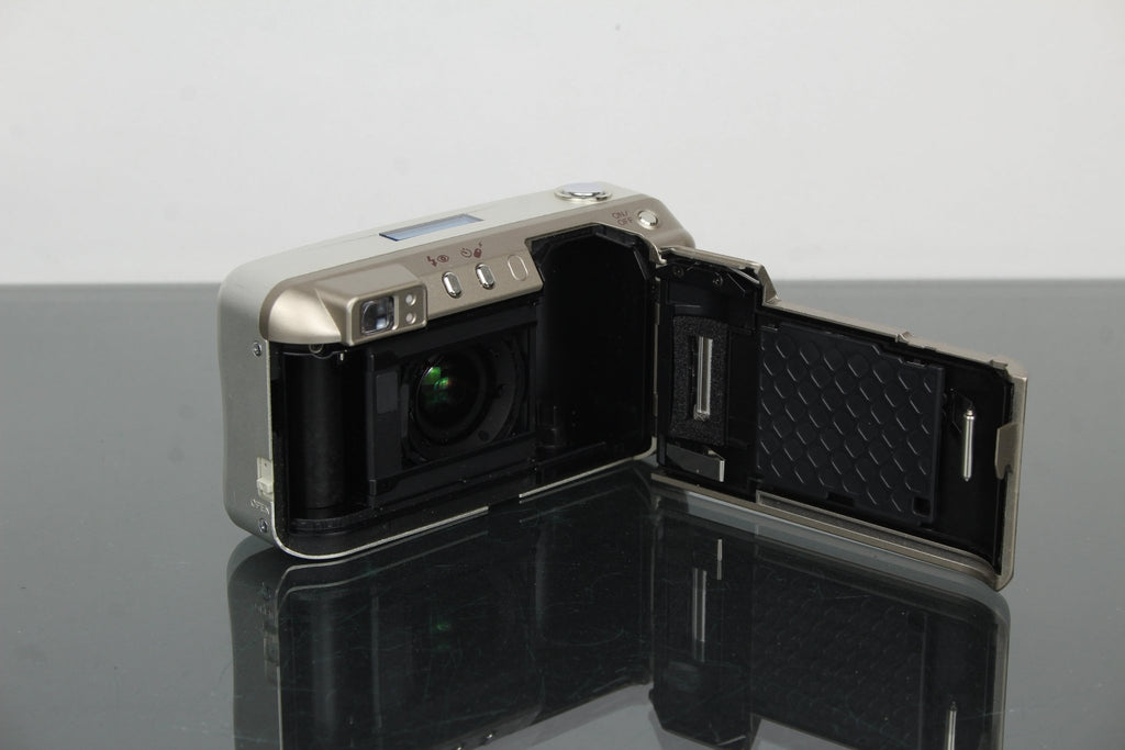 Minolta 125 Riva Zoom - Dutch|Thrift