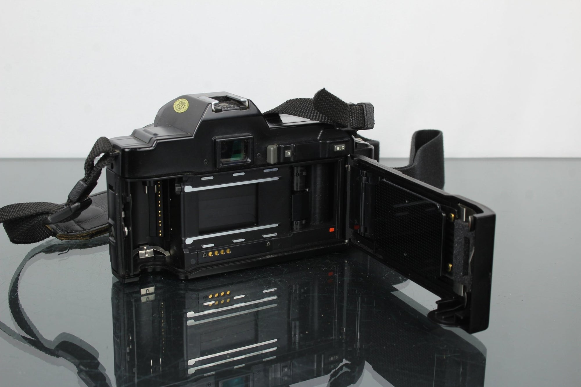 Minolta 5000 AF + Minolta AF Zoom 35 - 70mm 1:4 Lens - Dutch|Thrift