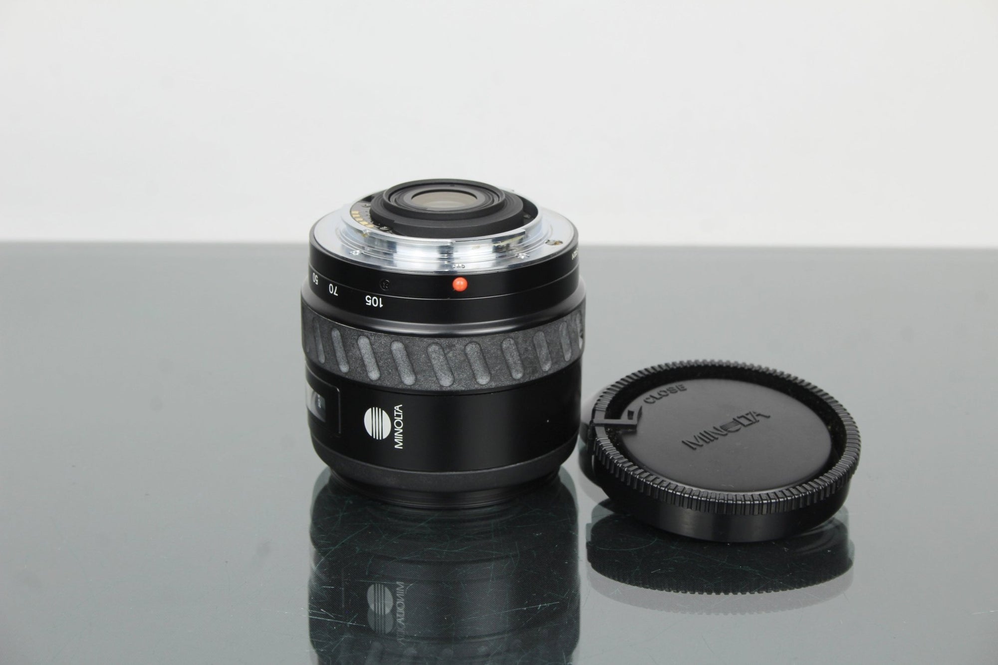 Minolta AF 35 - 105mm f/3.5 - 4.5 (A - mount) - Dutch|Thrift