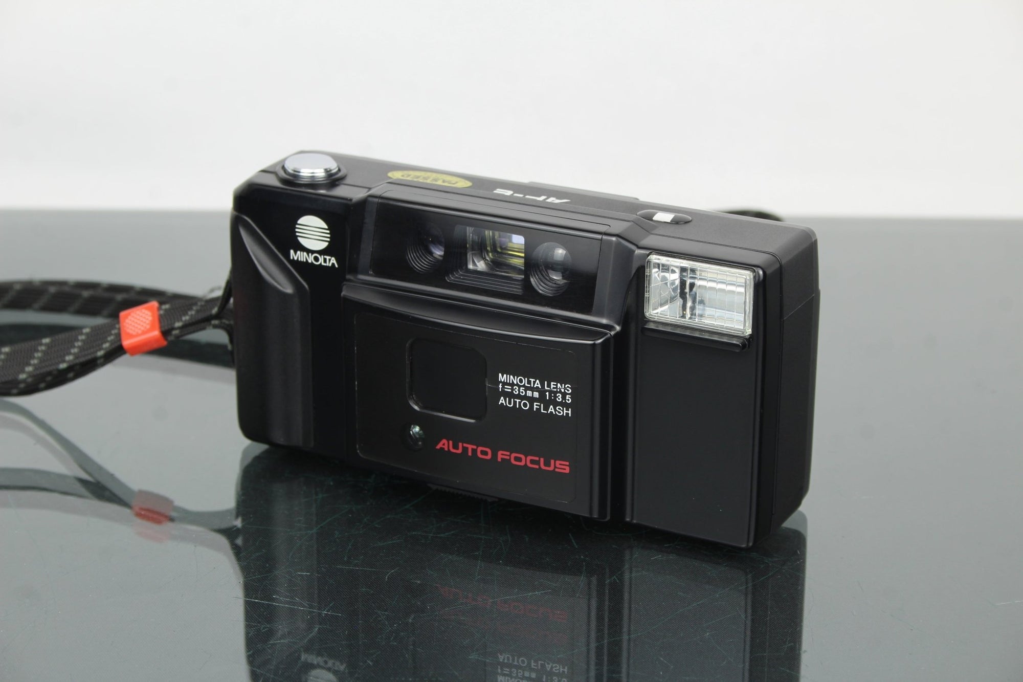 Minolta AF - E - Dutch|Thrift