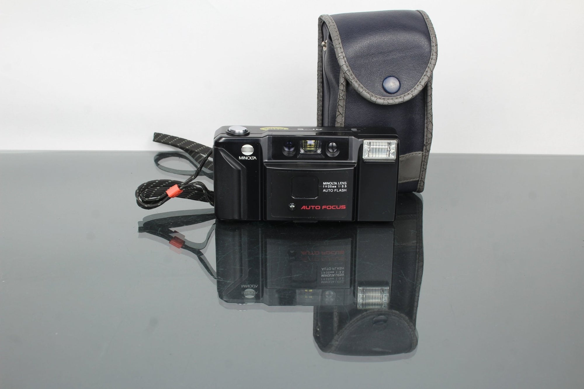 Minolta AF - E - Dutch|Thrift