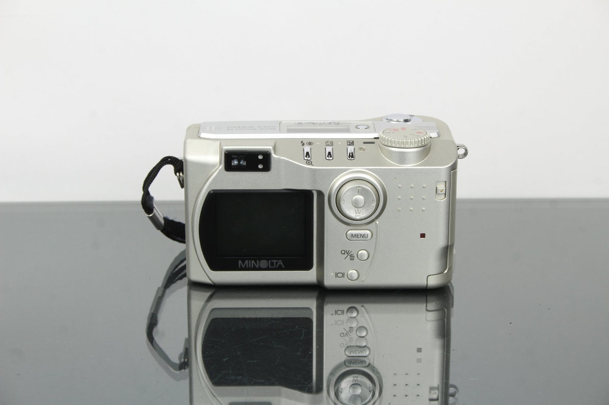 Minolta Dimage S304 - Dutch|Thrift