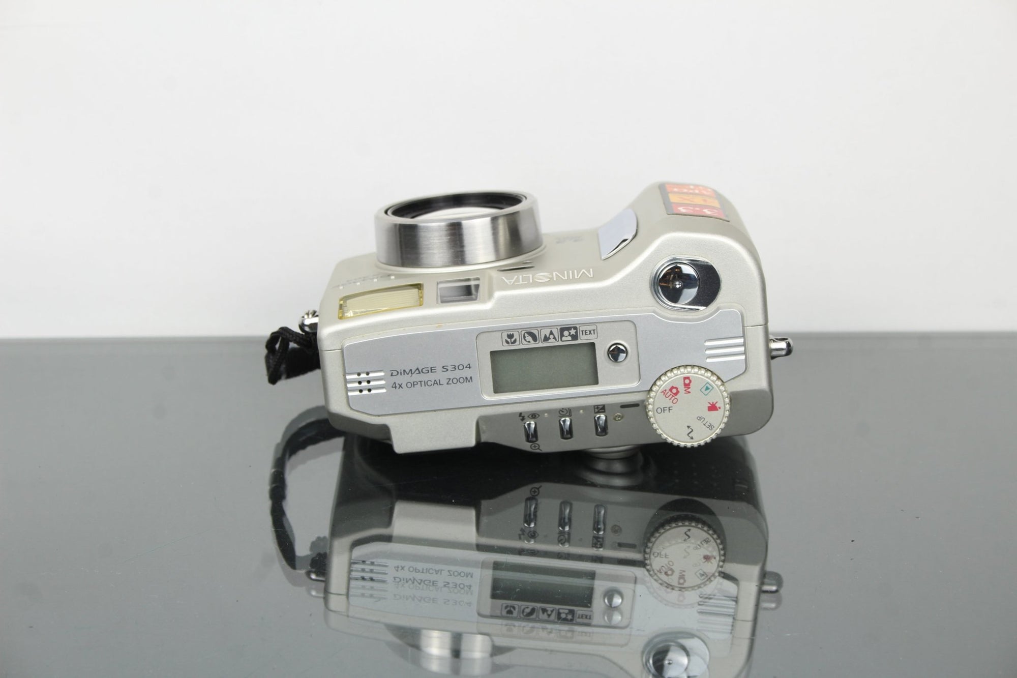 Minolta Dimage S304 - Dutch|Thrift