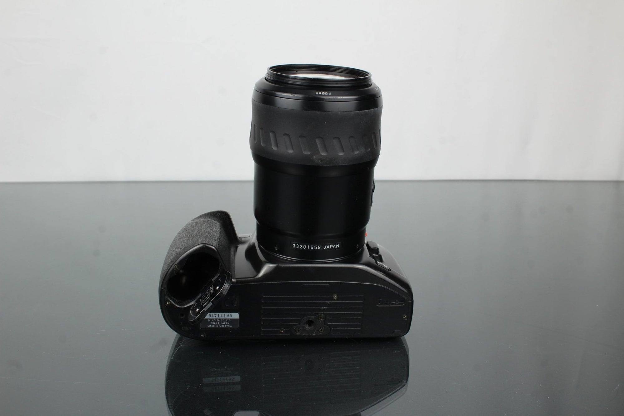 Minolta Dynax 300si + Minolta AF Zoom Xi 100 - 300mm 1:4.5(32) - 5.6 - Dutch|Thrift