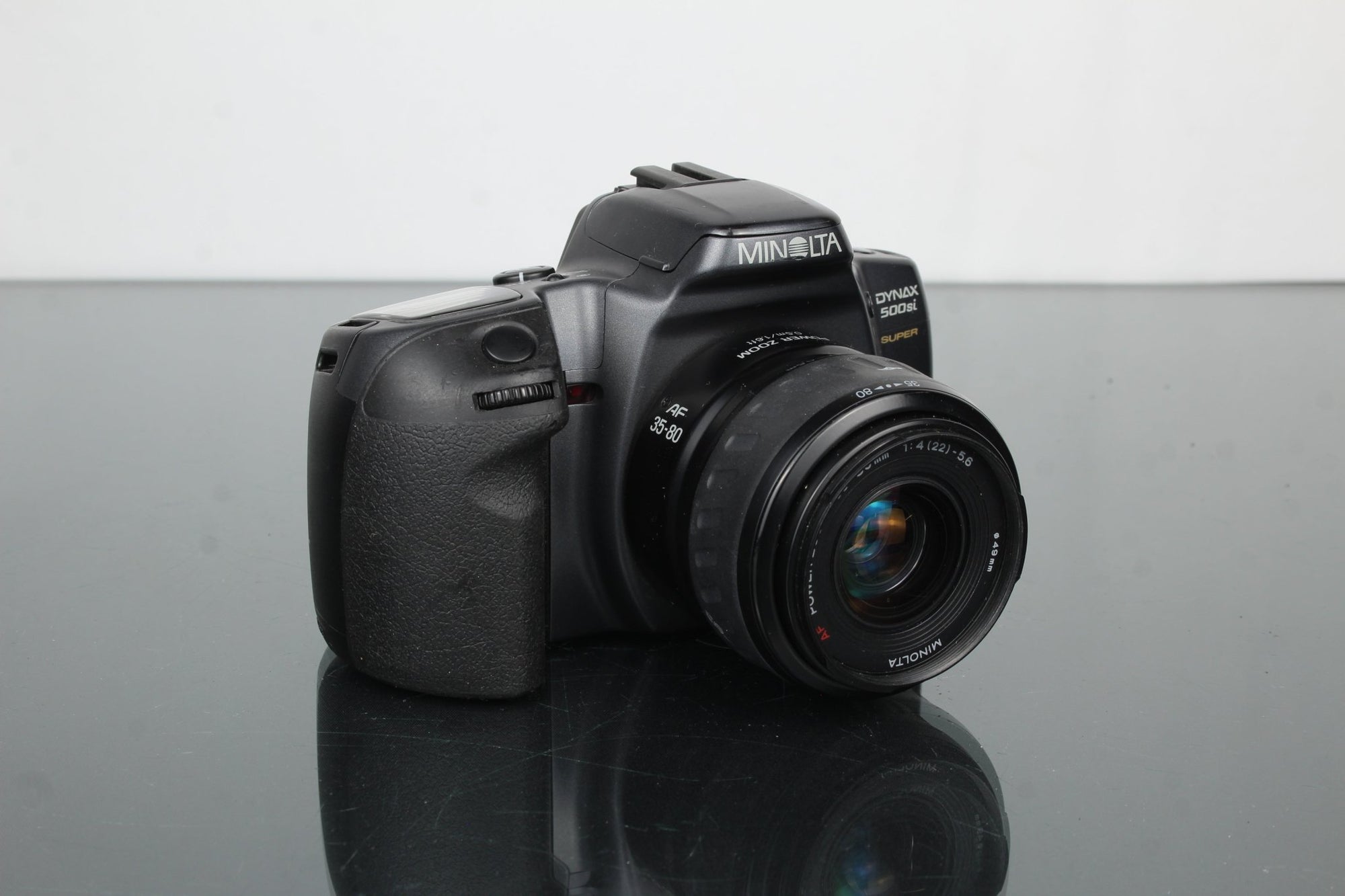 Minolta Dynax 500si Super + AF Power Zoom 35 - 80mm 1:4(22) - 5.6 - Dutch|Thrift