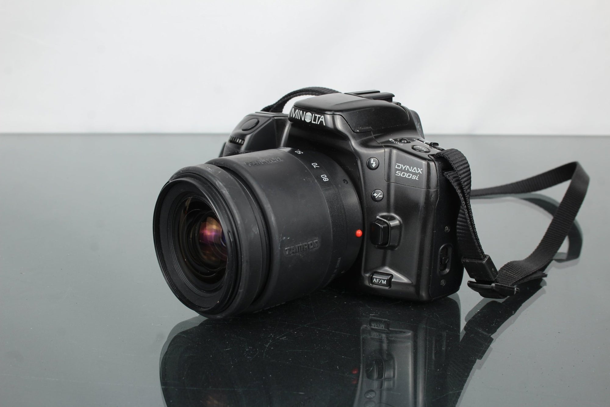 Minolta Dynax 500si + Tamron 28 - 80mm 1:3.5 - 5.6 lens - Dutch|Thrift