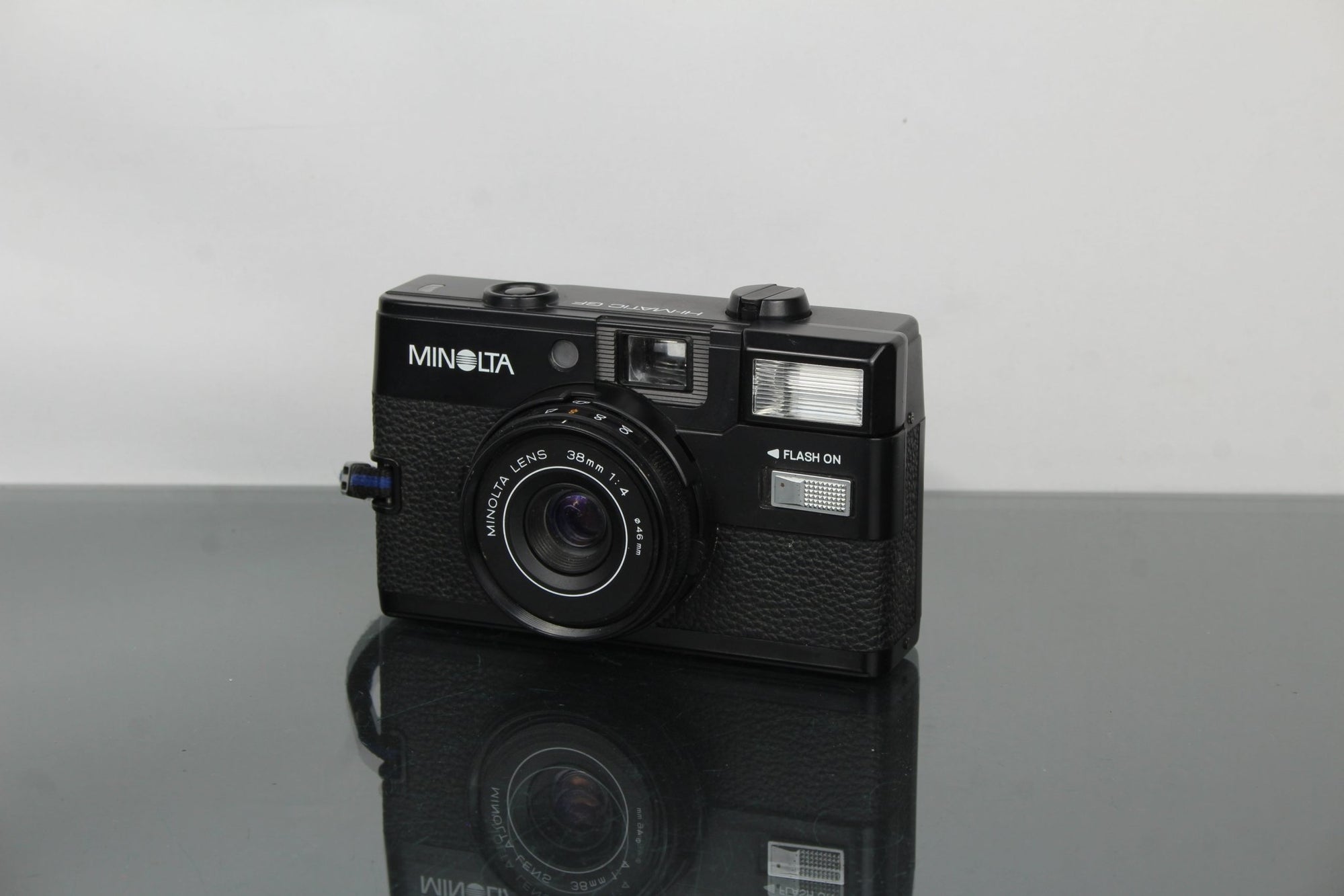 Minolta Hi - Matic GF - Dutch|Thrift