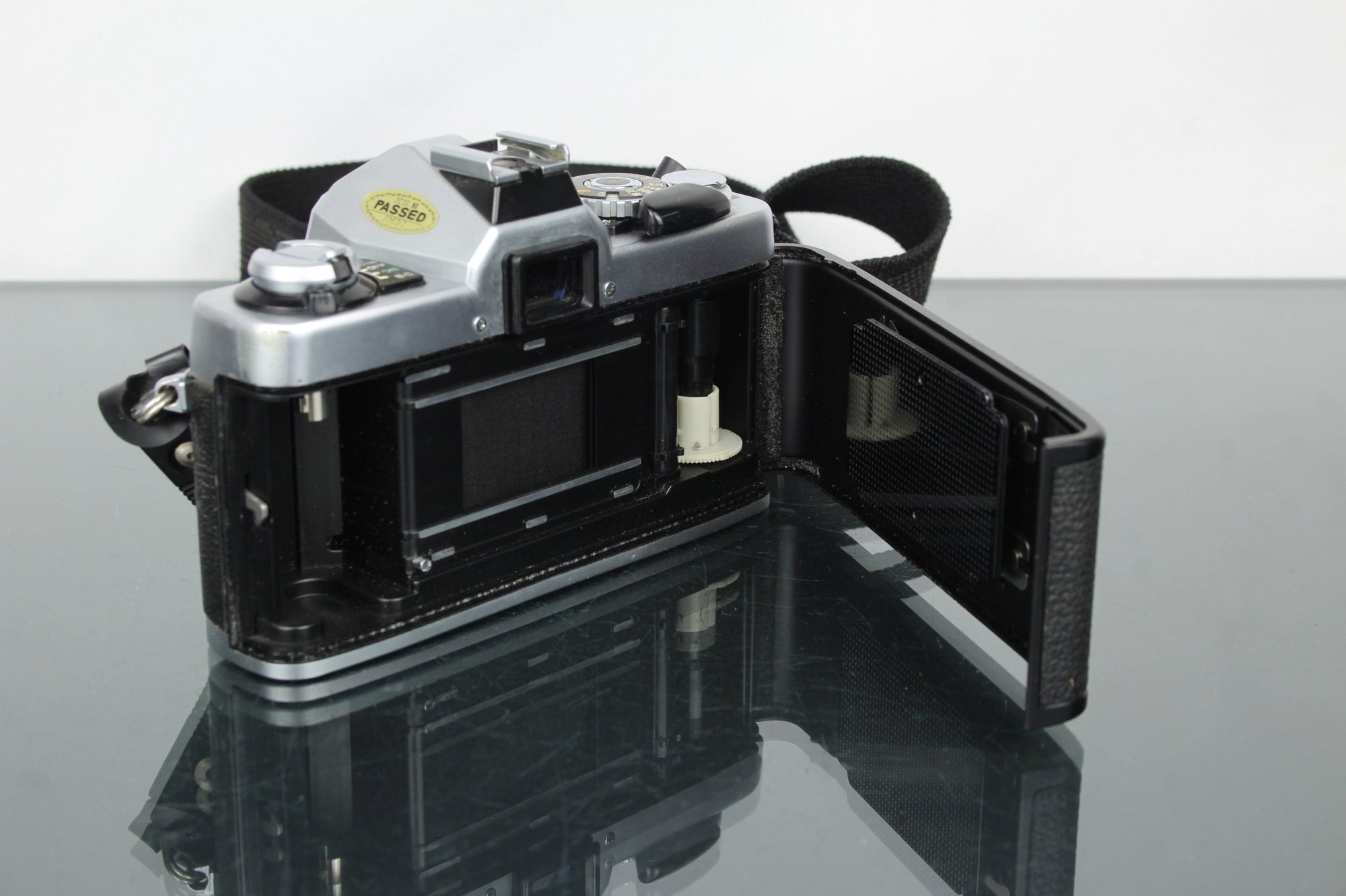 Minolta XG 1 - Dutch|Thrift